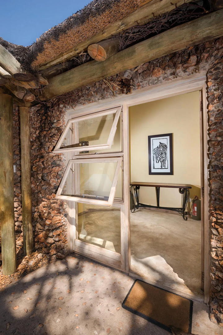 Room gallery image 2.