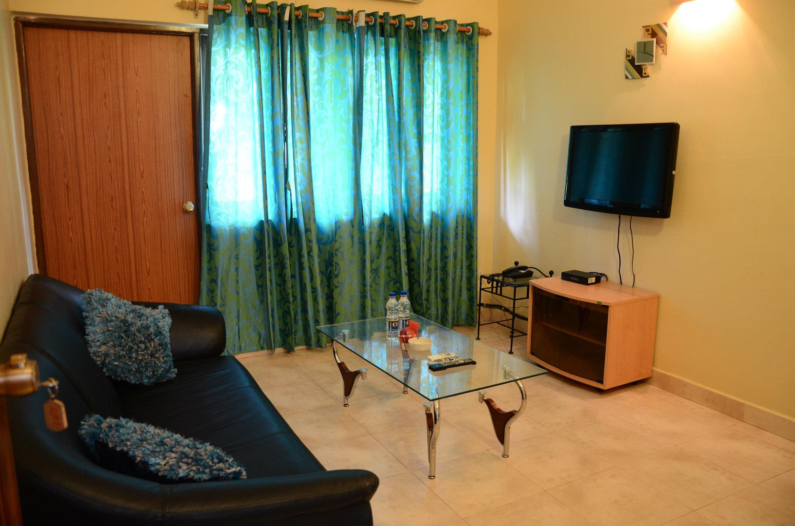 M N Resorts