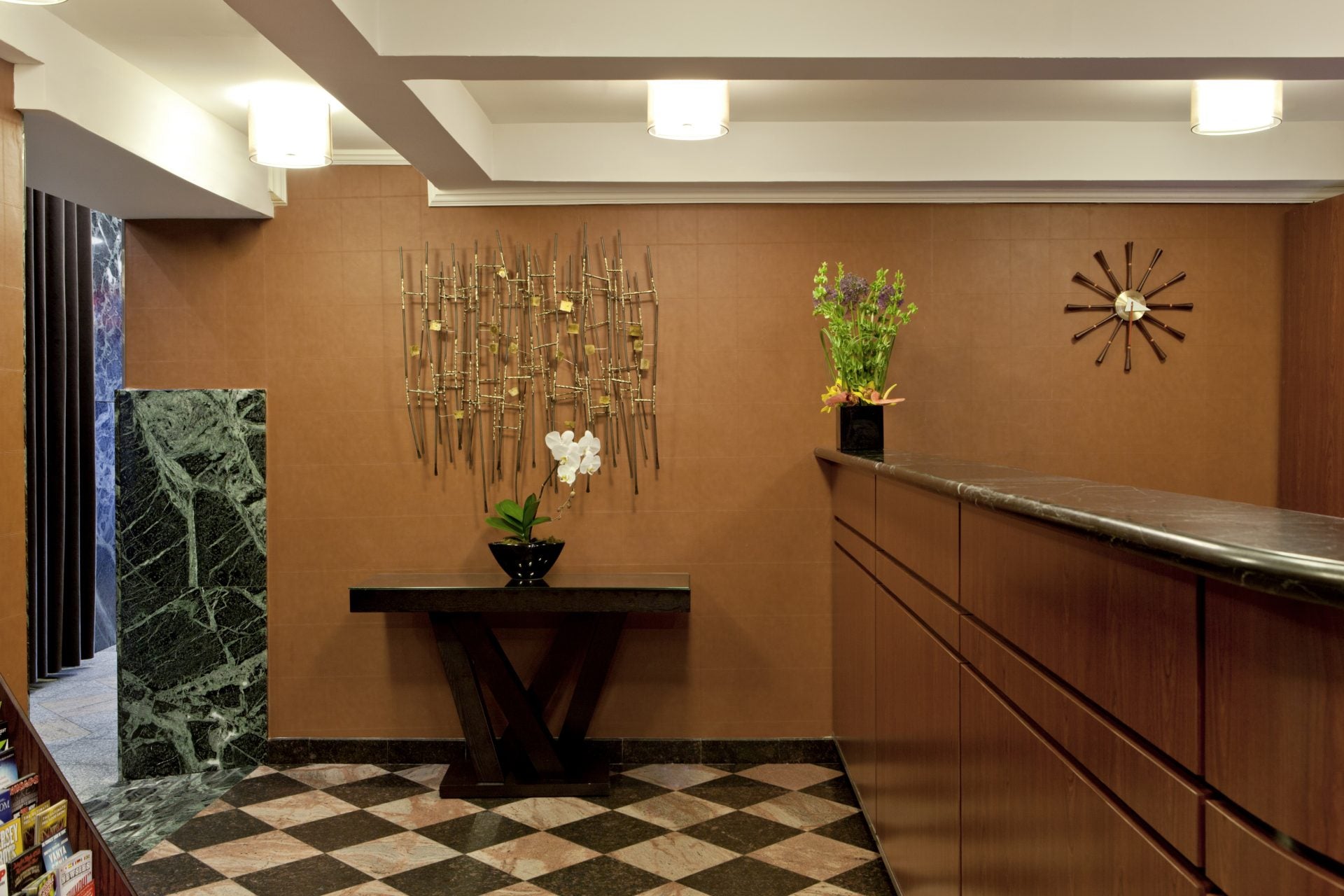 Broadway Plaza Hotel