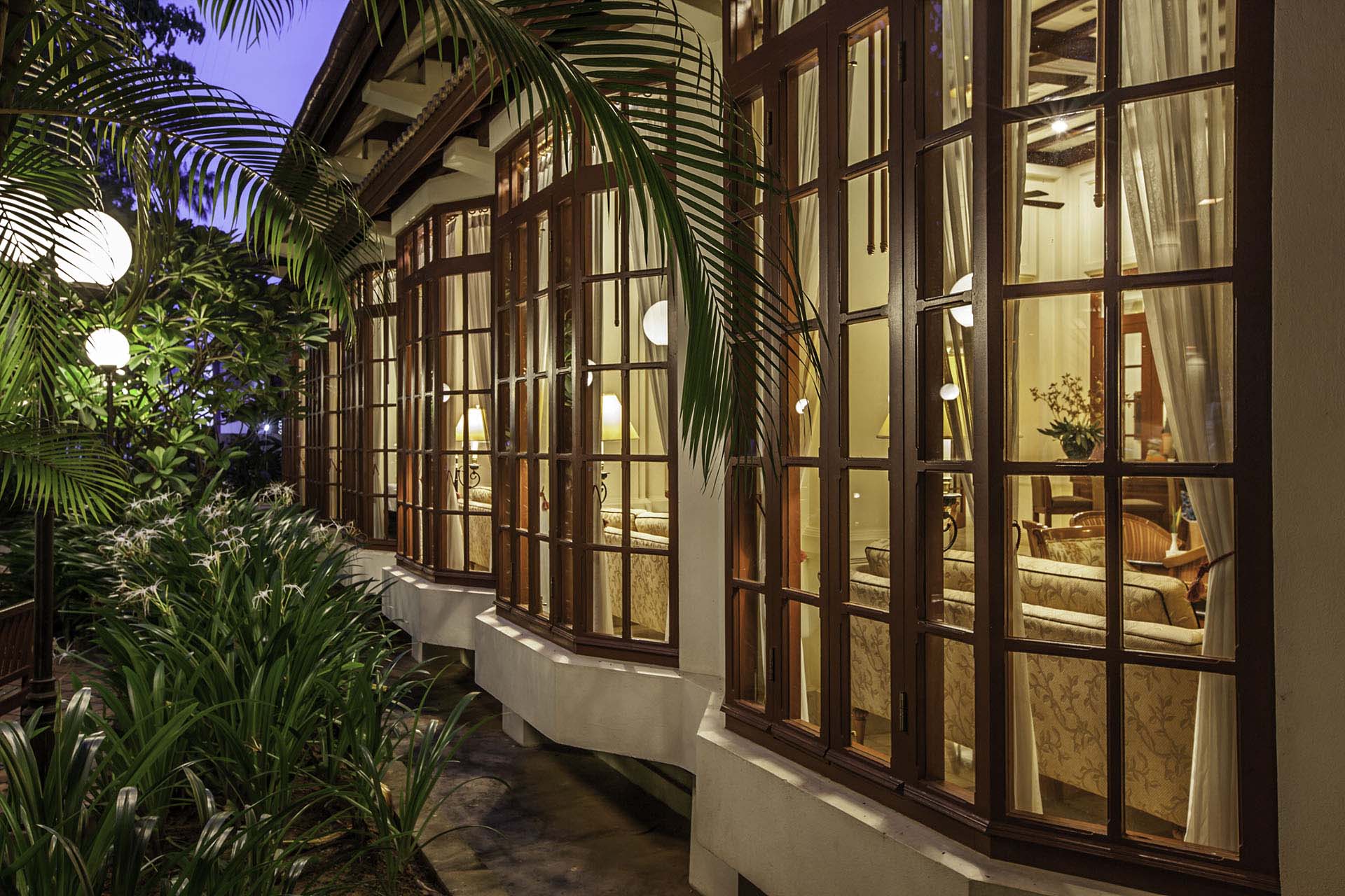 Settha Palace Hotel