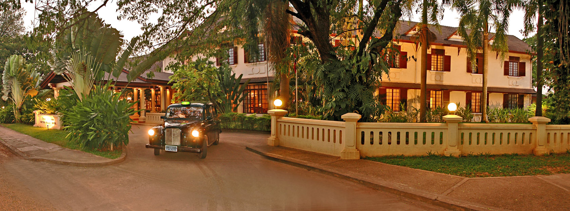 Settha Palace Hotel