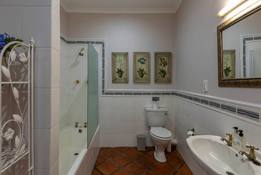 Jacaranda Double/Twin King-size