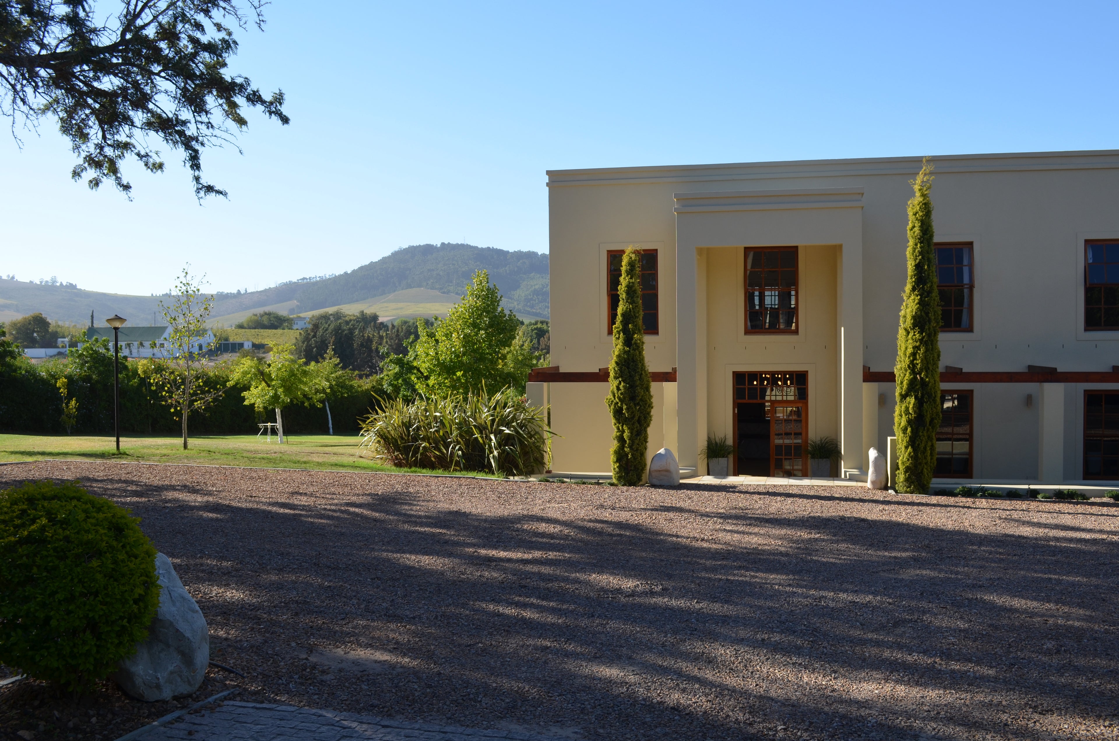 Cultivar Main House.