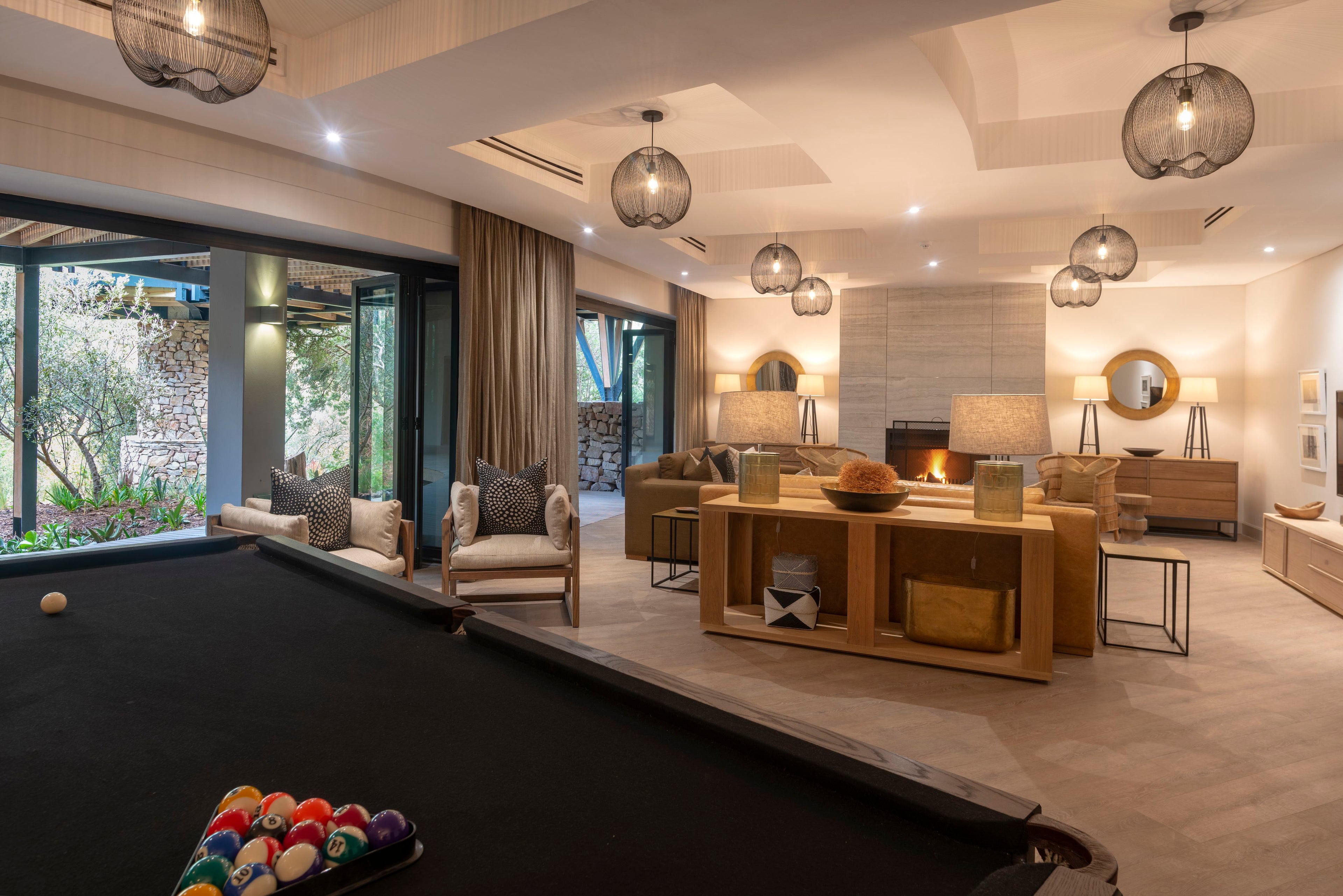 Eagles Crag on Shamwari Private Game Reserve