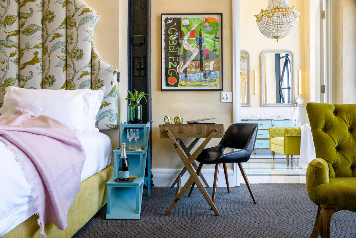 Room gallery image 1.