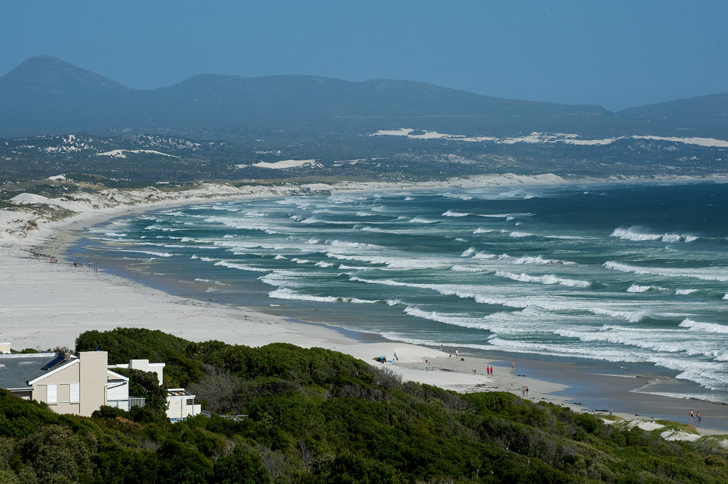 SPECTACULAR SEA VIEWS OVER GROTTO BEACH