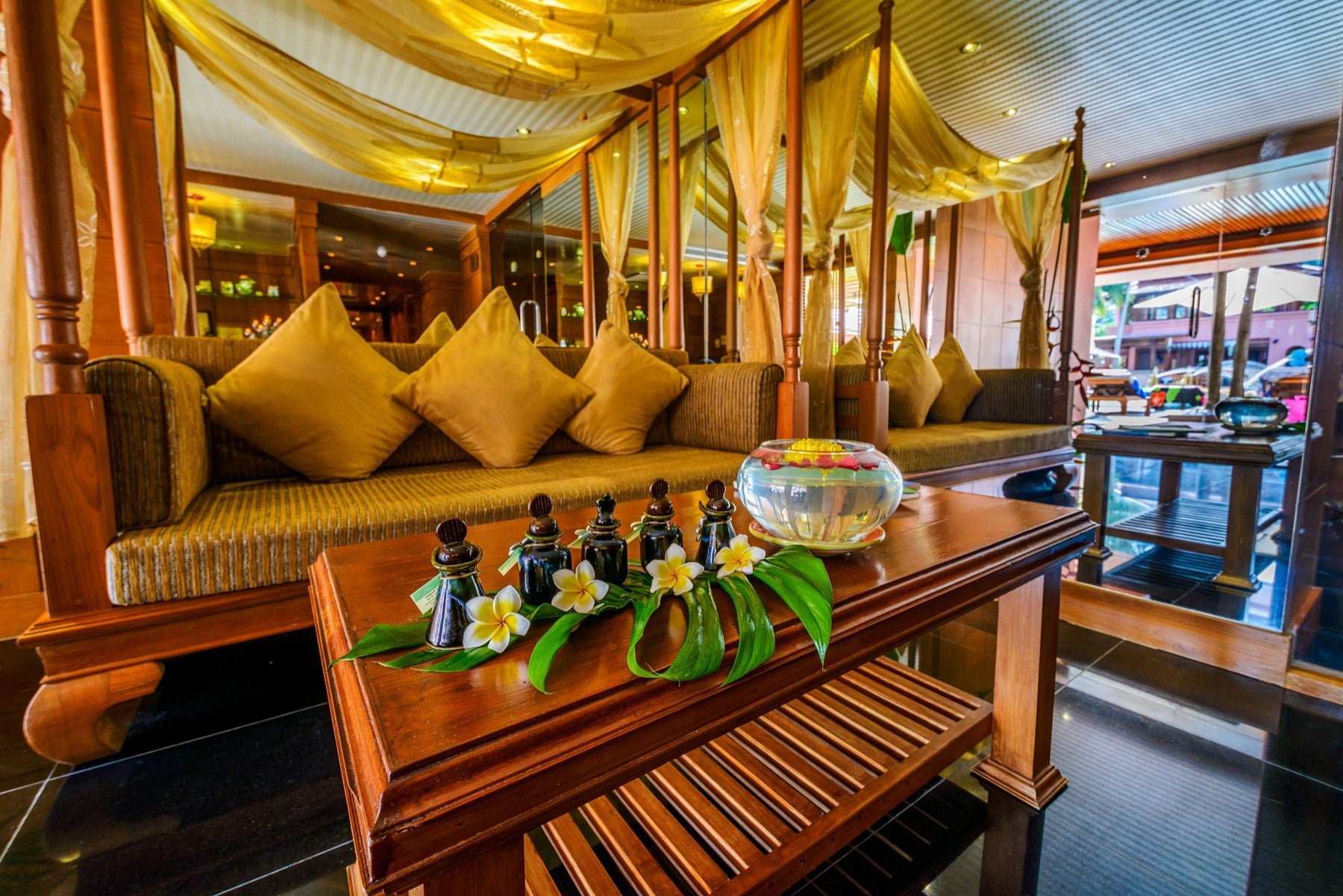 Seaview Patong Hotel