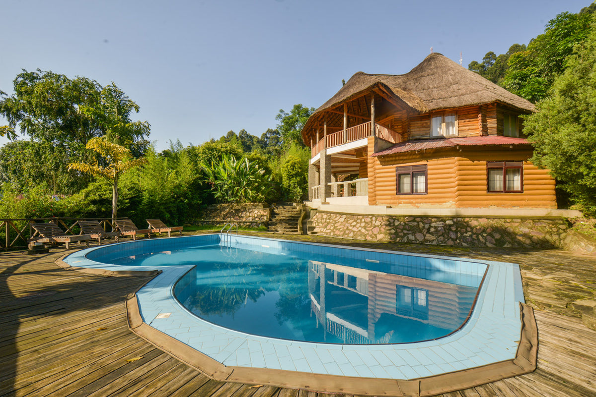 Trackers Safari Lodge