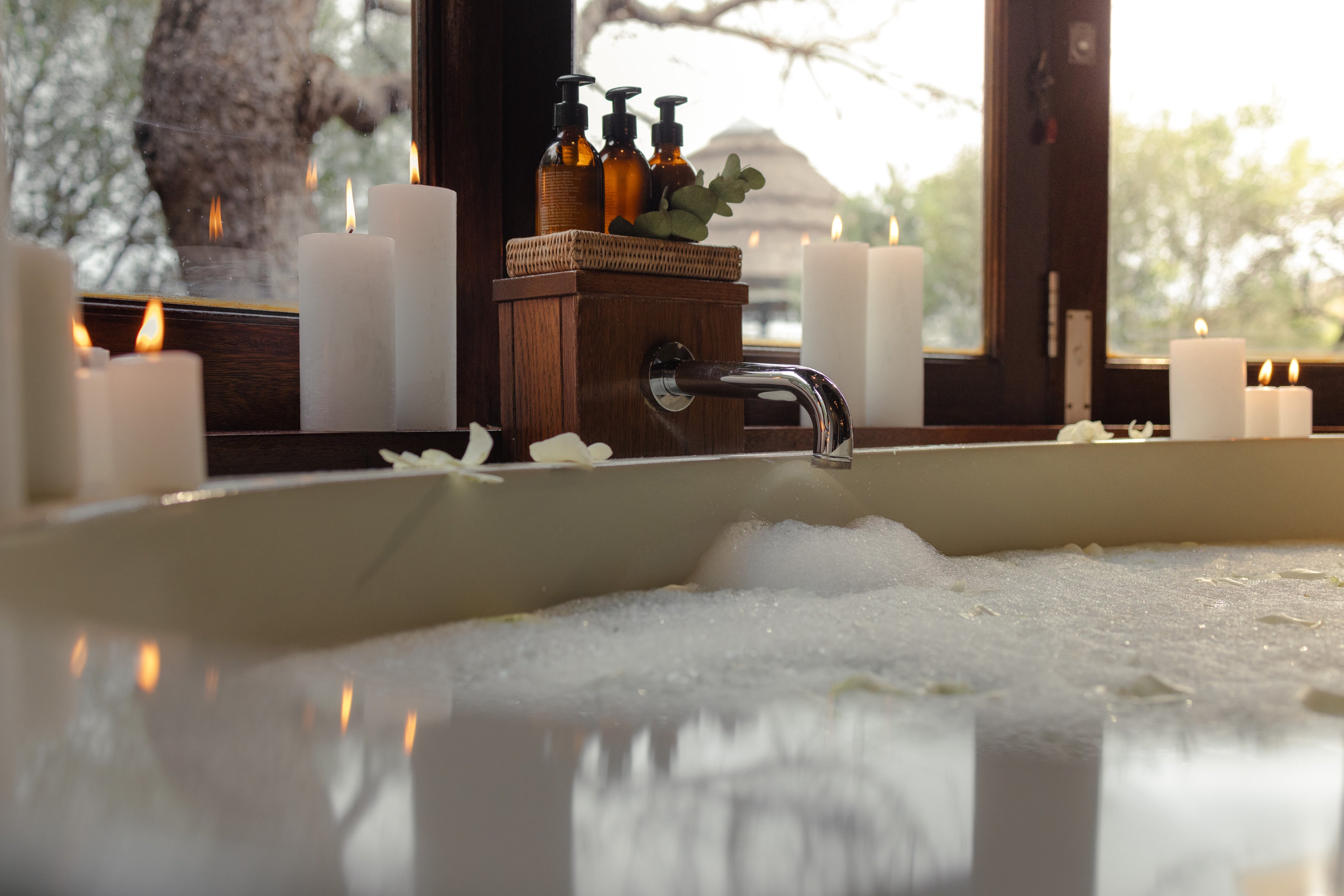 Thanda Safari Lodge