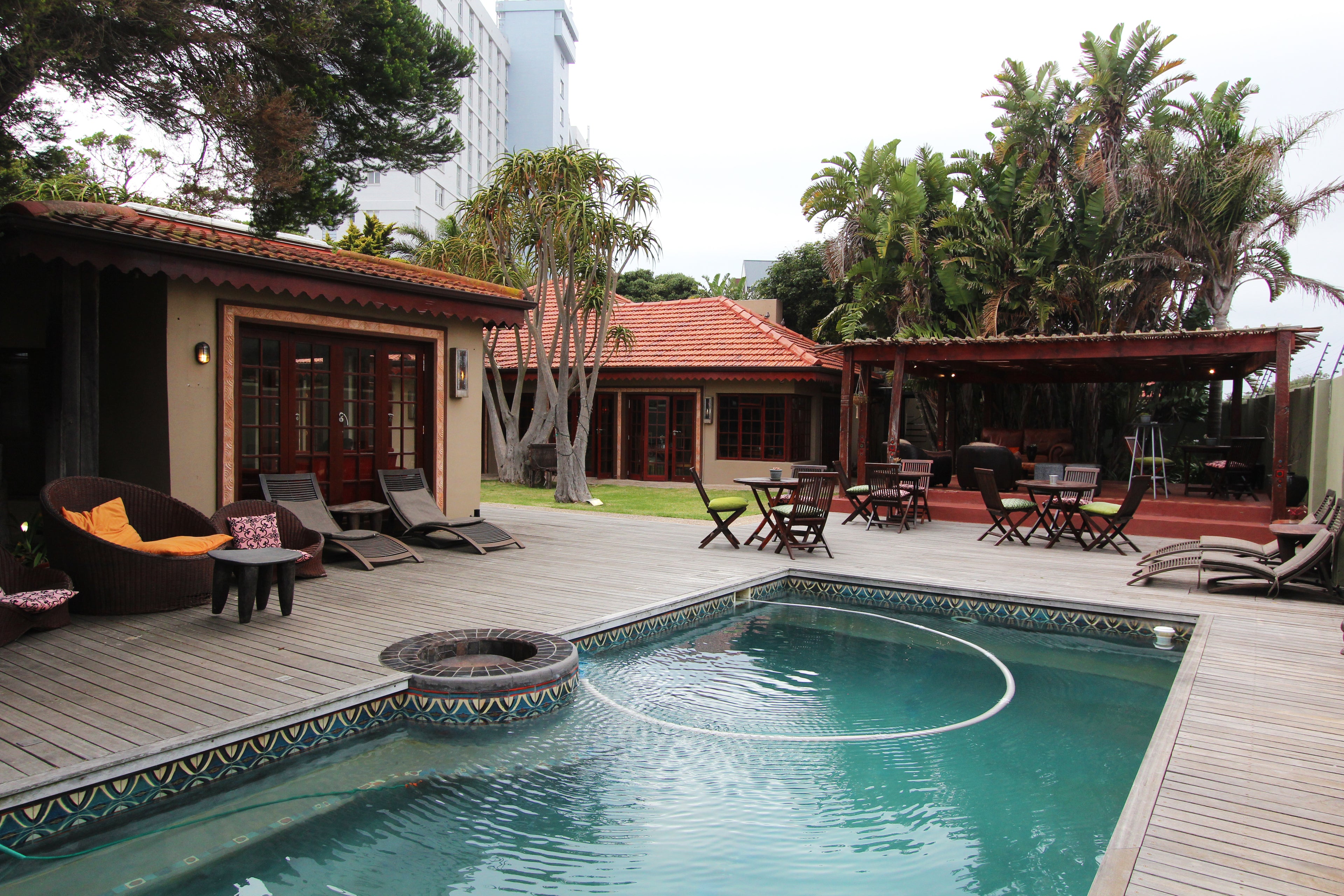 Singa Lodge - Pool Area