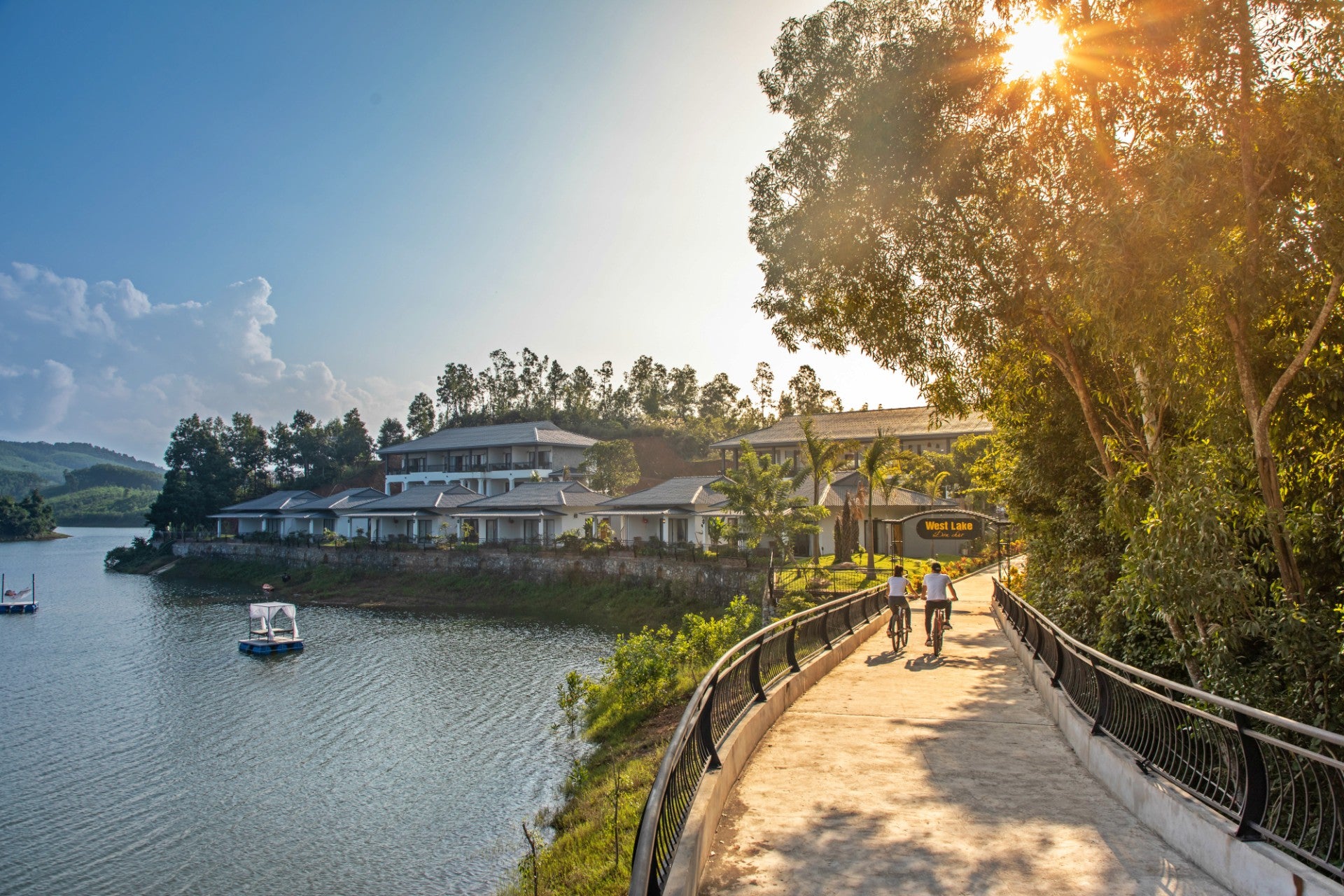 Phong Nha Lake House