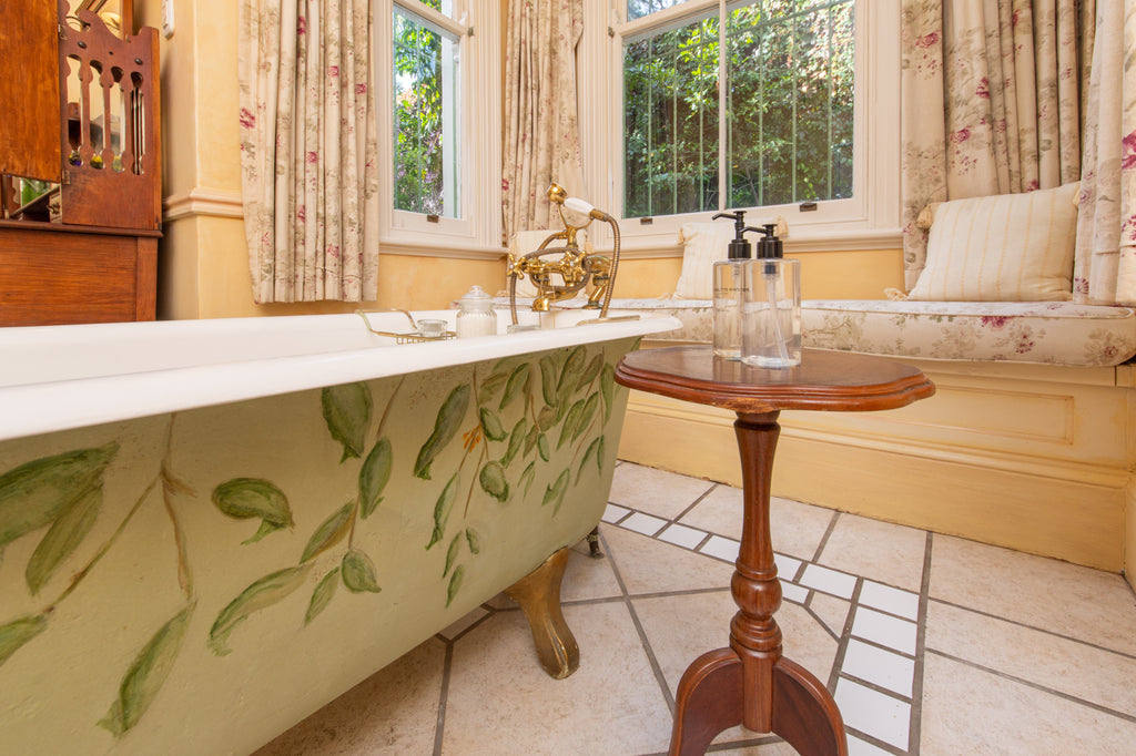 Court Bathroom