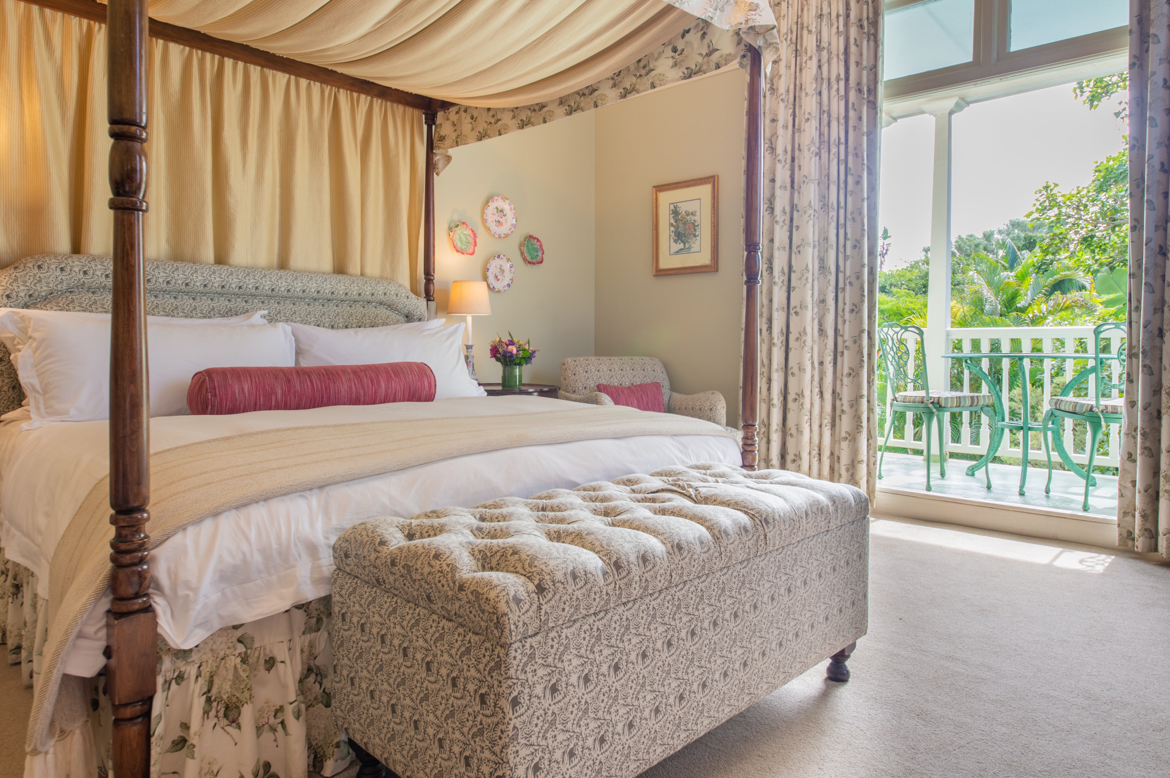 Flamingo Room