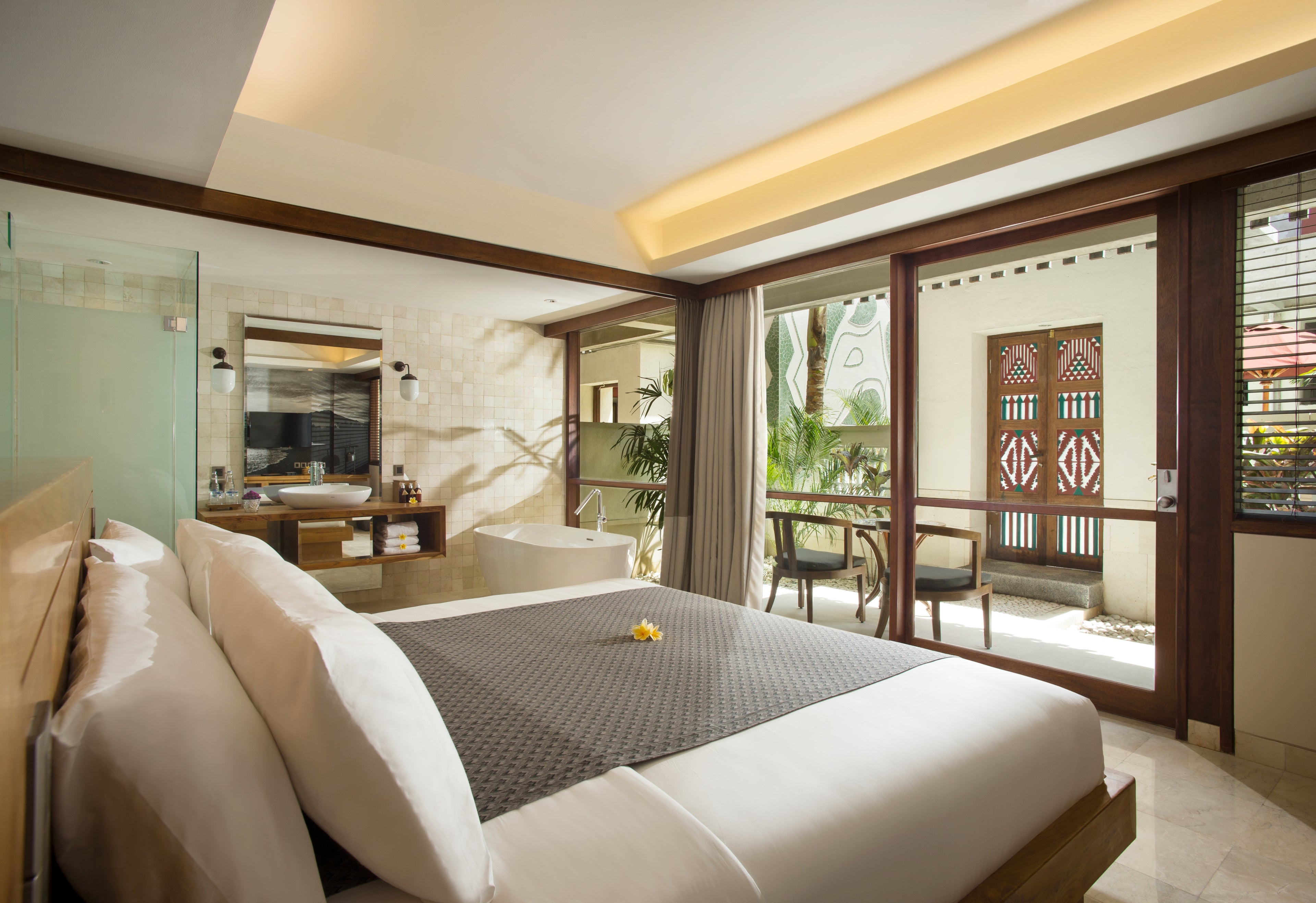 Alaya Room Pool Access