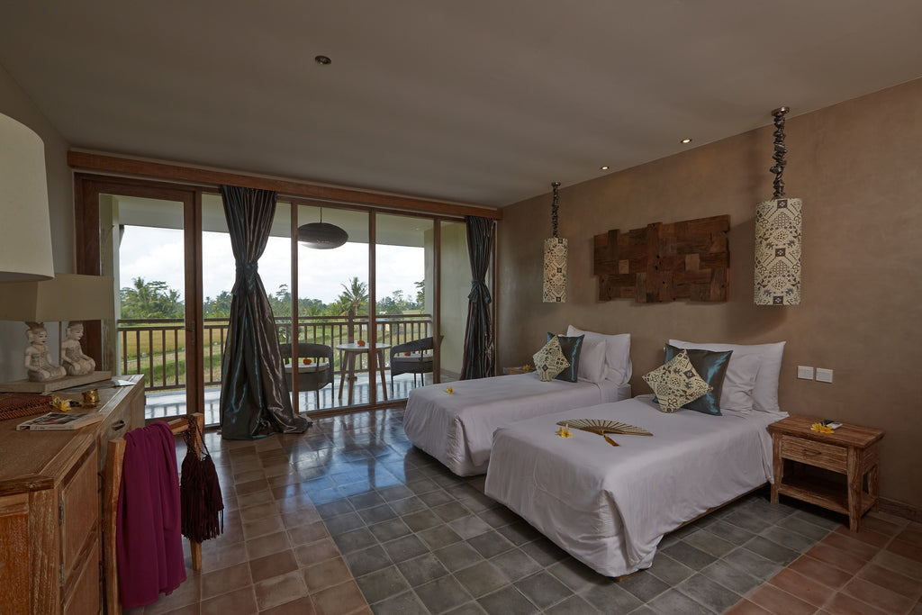 2 Connecting DELUXE Rooms