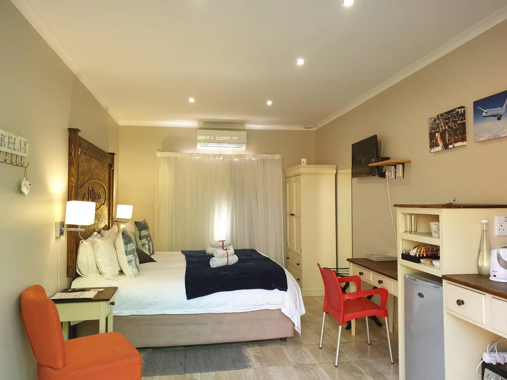 Luxury Room at Dilisca Guesthouse, Cape Town, South Africa.