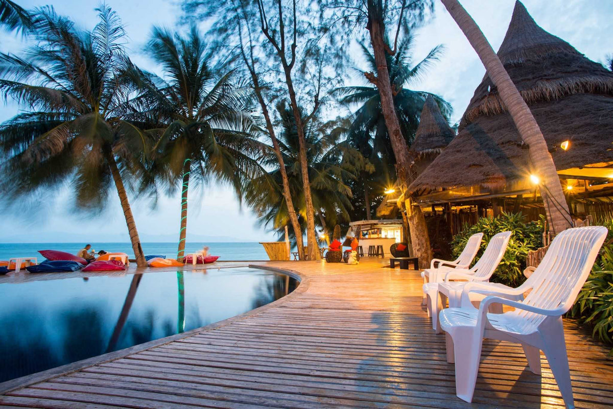 B52 Beach Resort