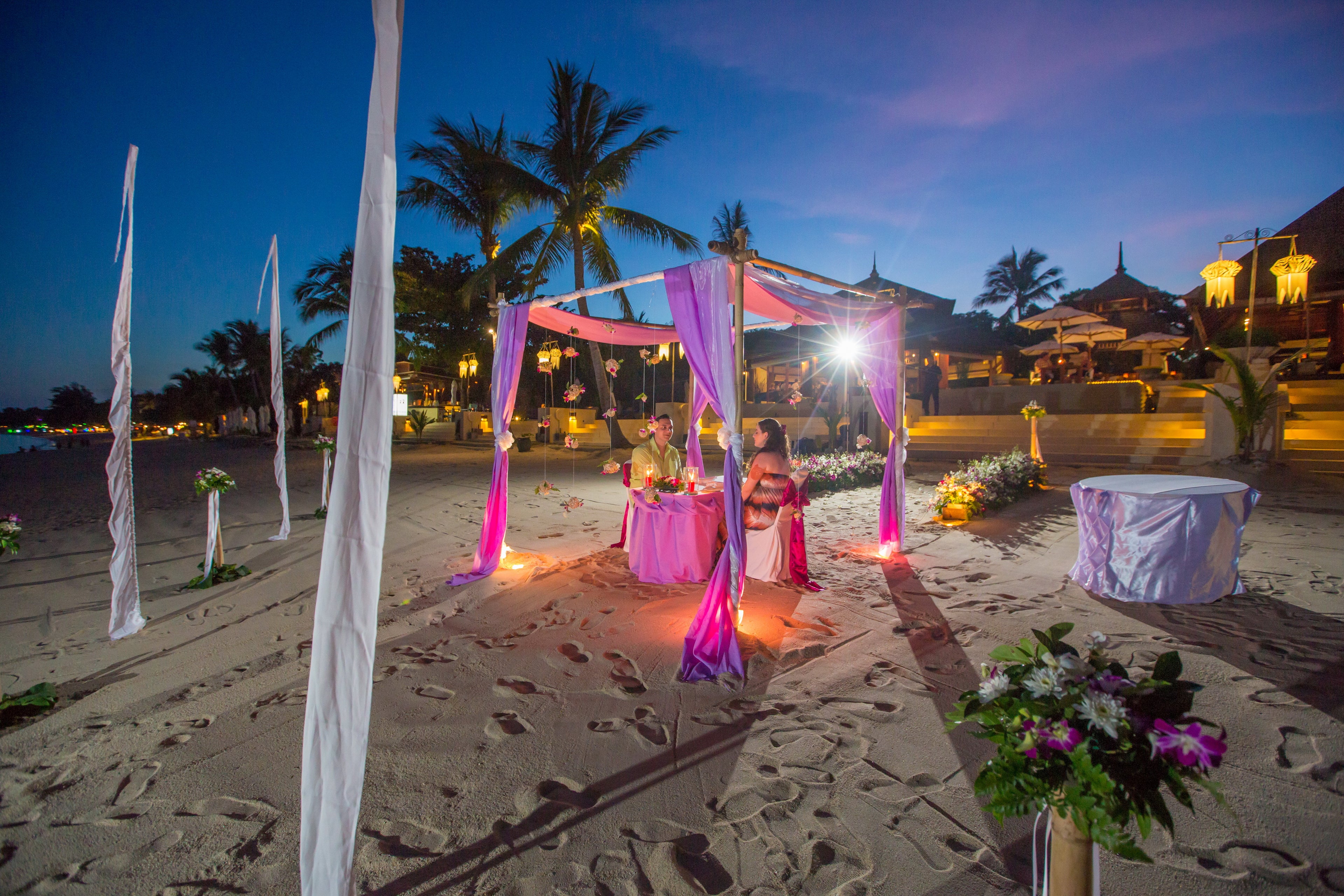 Romantic Dinner on The Beach