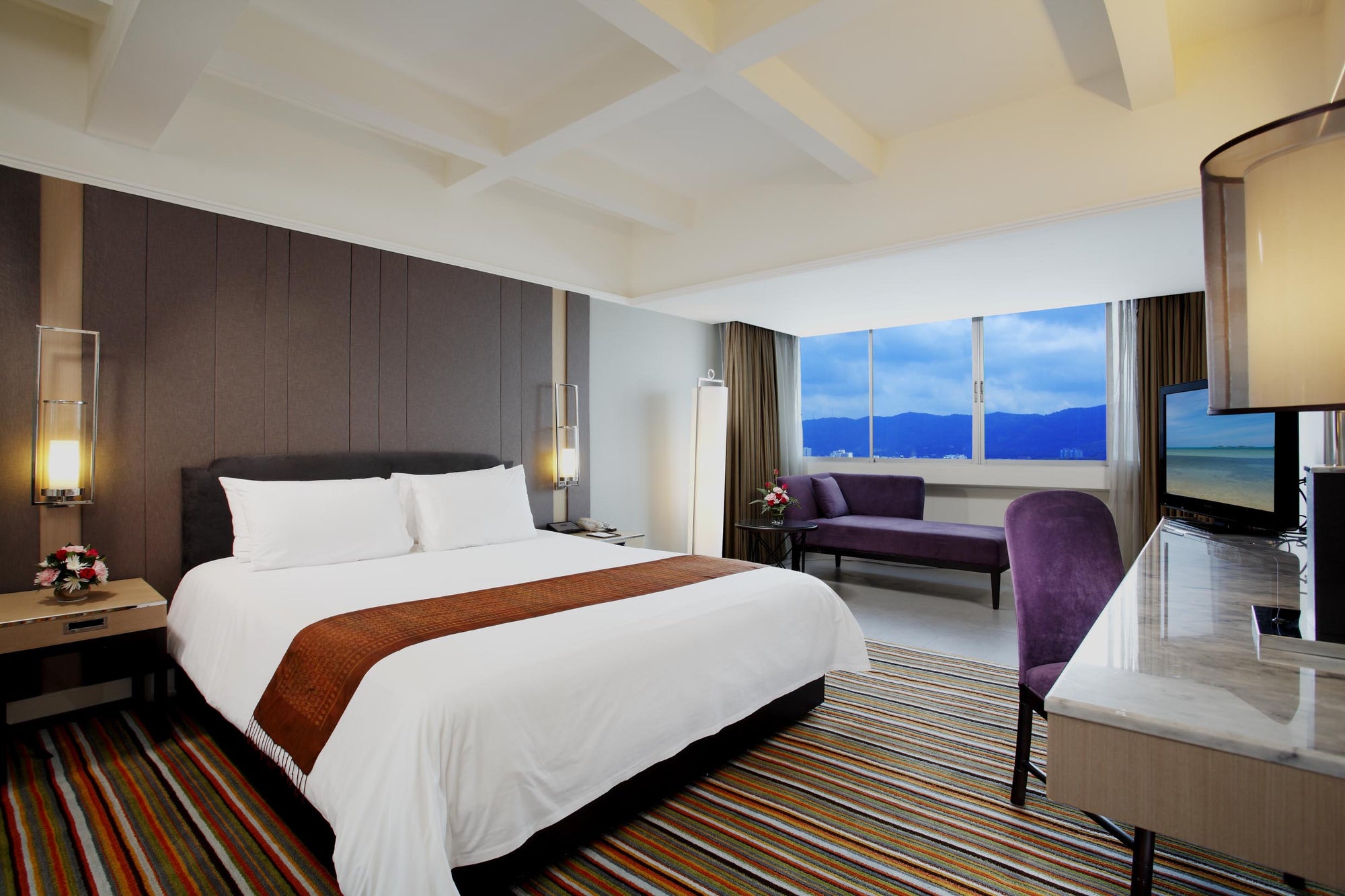Executive Suite 
