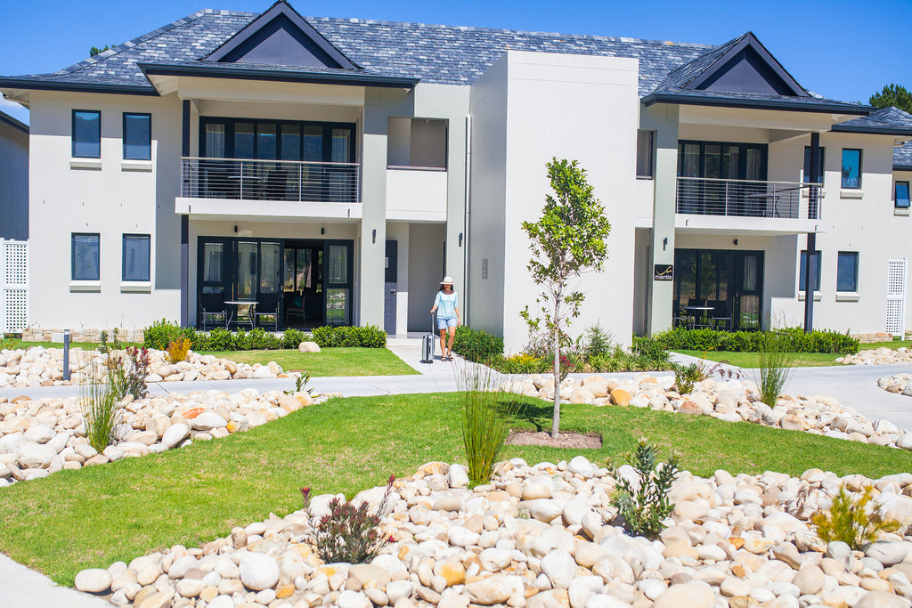 Pearl Valley Hotel by Mantis