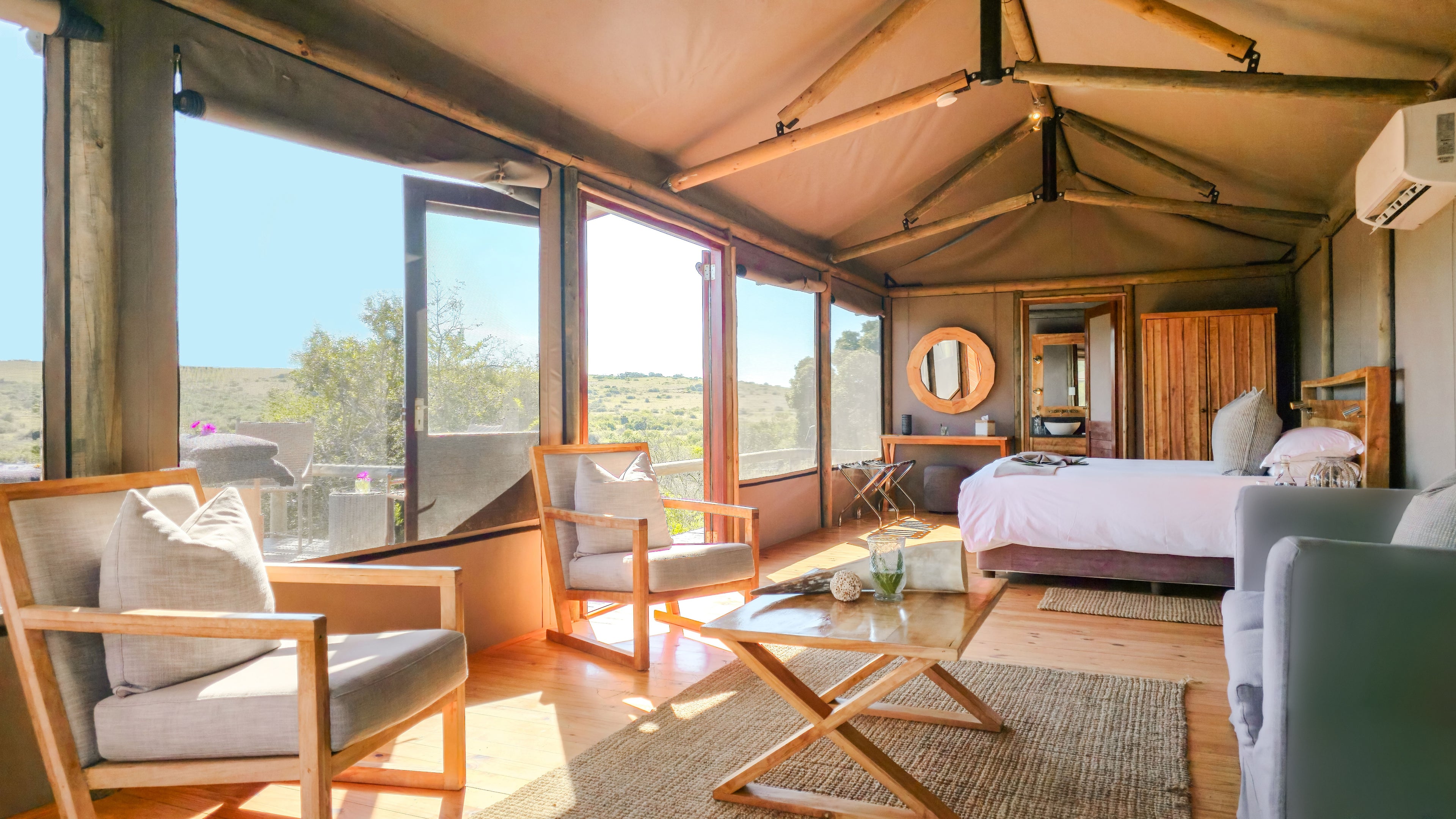 Hlosi Game Lodge Tent