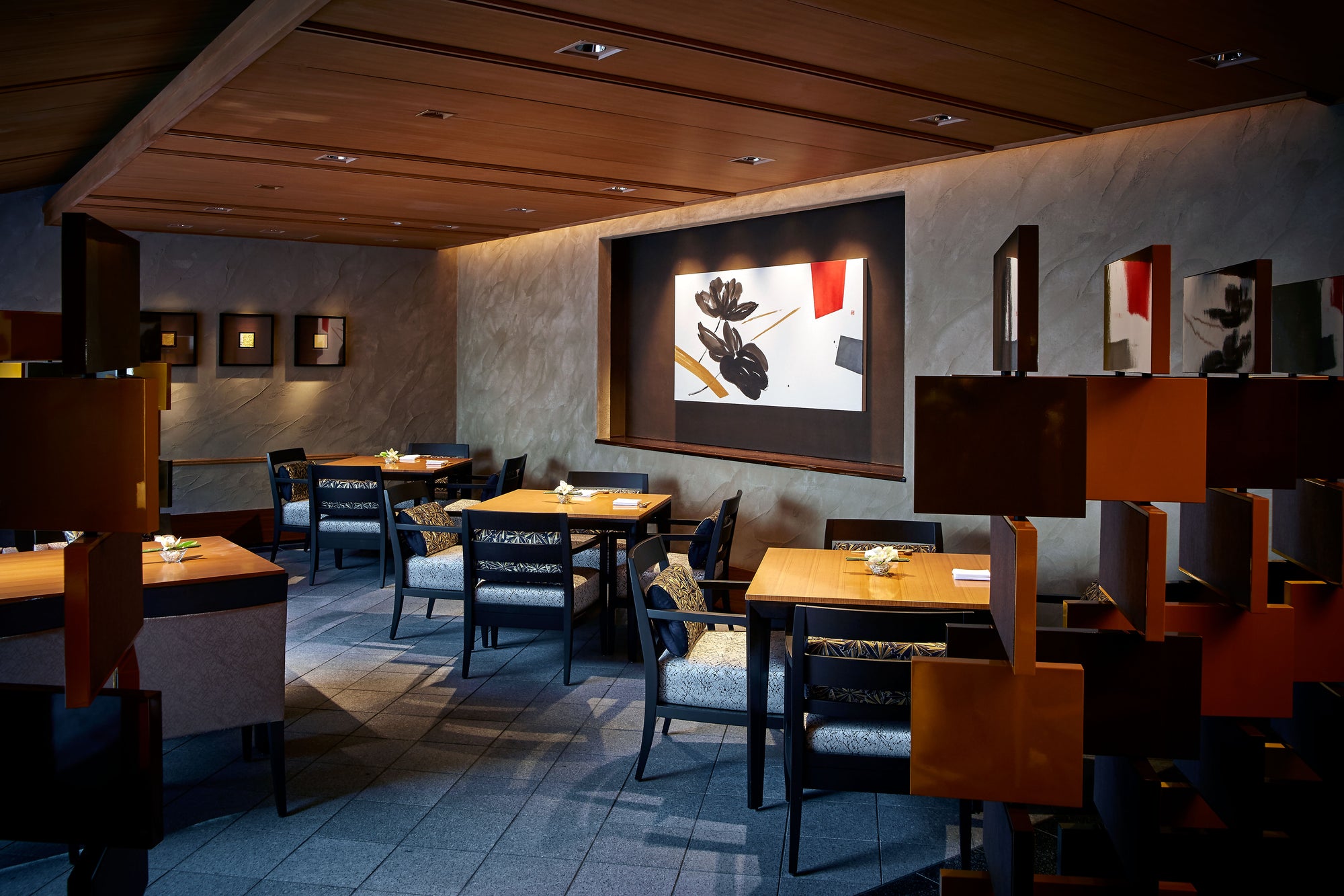 Japanese Restaurant “Hanagatami”