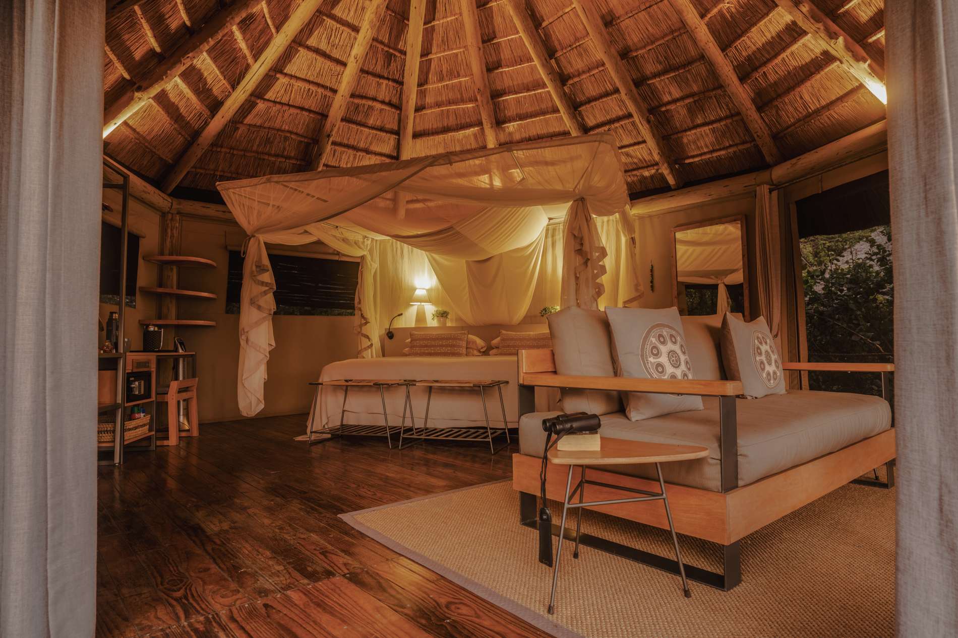 Lion Camp — Luxury Suites