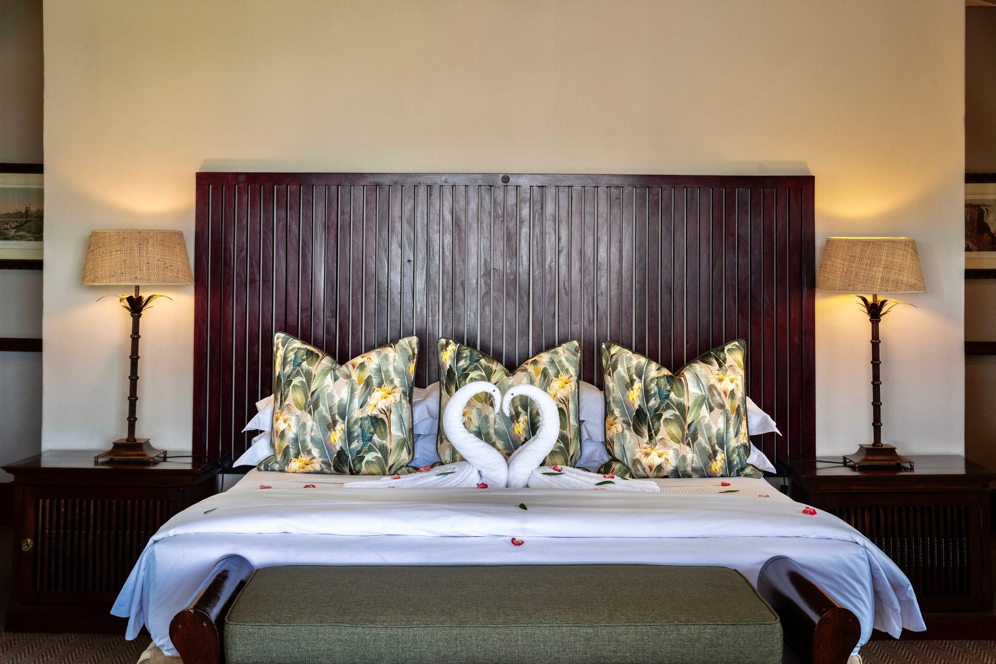 Baines' River Camp | Suites