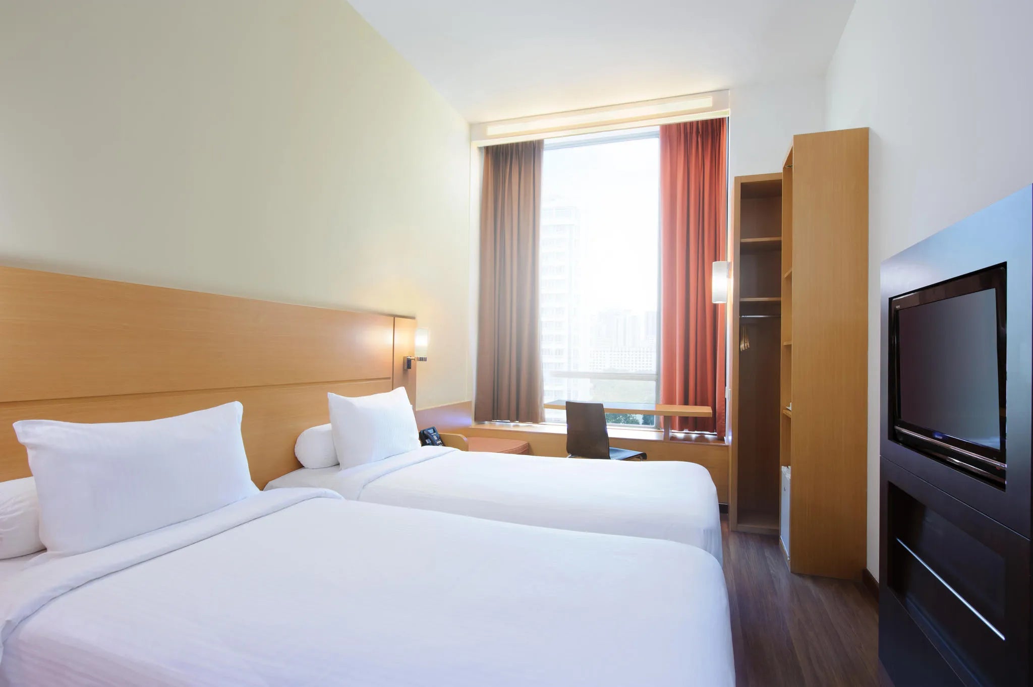 Twin Room at Ibis Singapore Novena Hotel, Singapore City, Singapore.