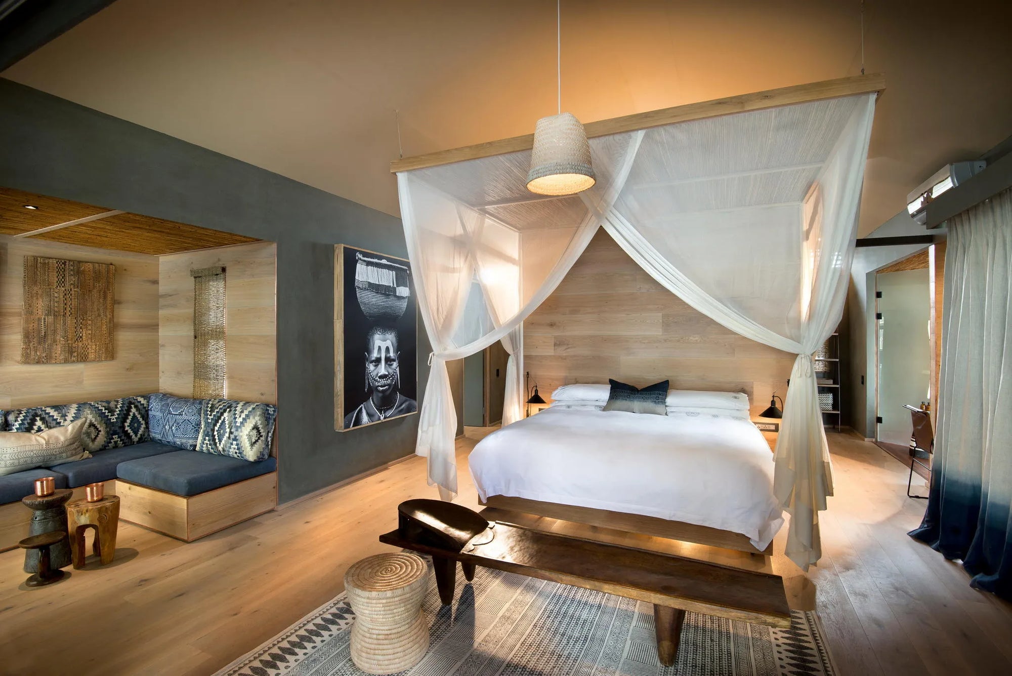 Thorntree River Lodge, Mosi Oa Tunya National Park, Zambia at African Bush Camps Thorntree River Lodge, Victoria Falls (Za...