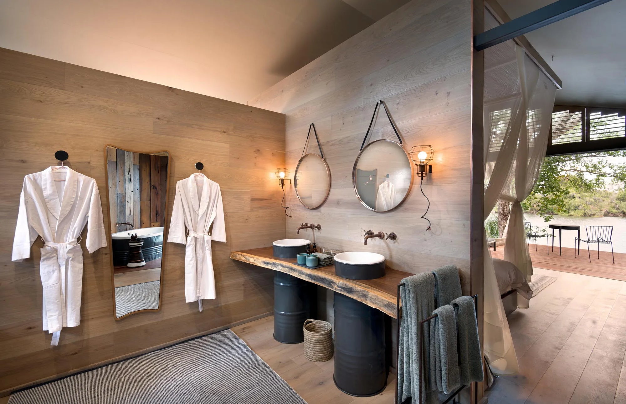 Thorntree River Lodge, Mosi Oa Tunya National Park, Zambia at African Bush Camps Thorntree River Lodge, Victoria Falls (Za...