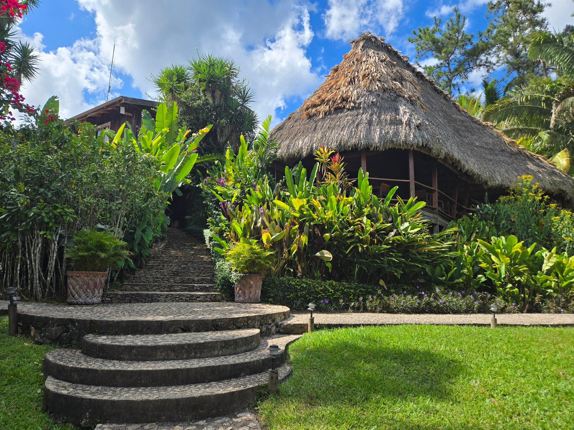 Blancaneaux Lodge