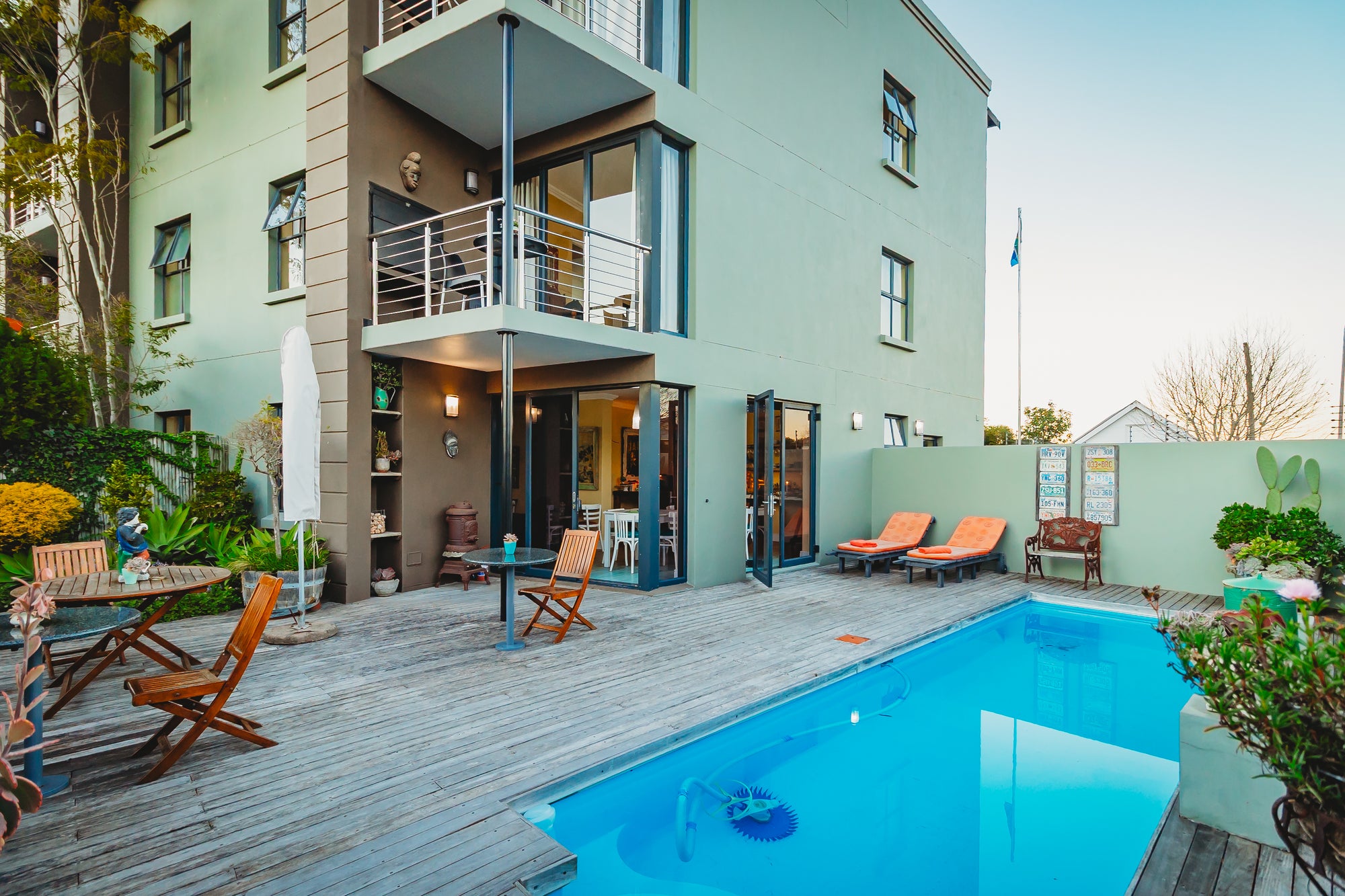 17onWellington Suites