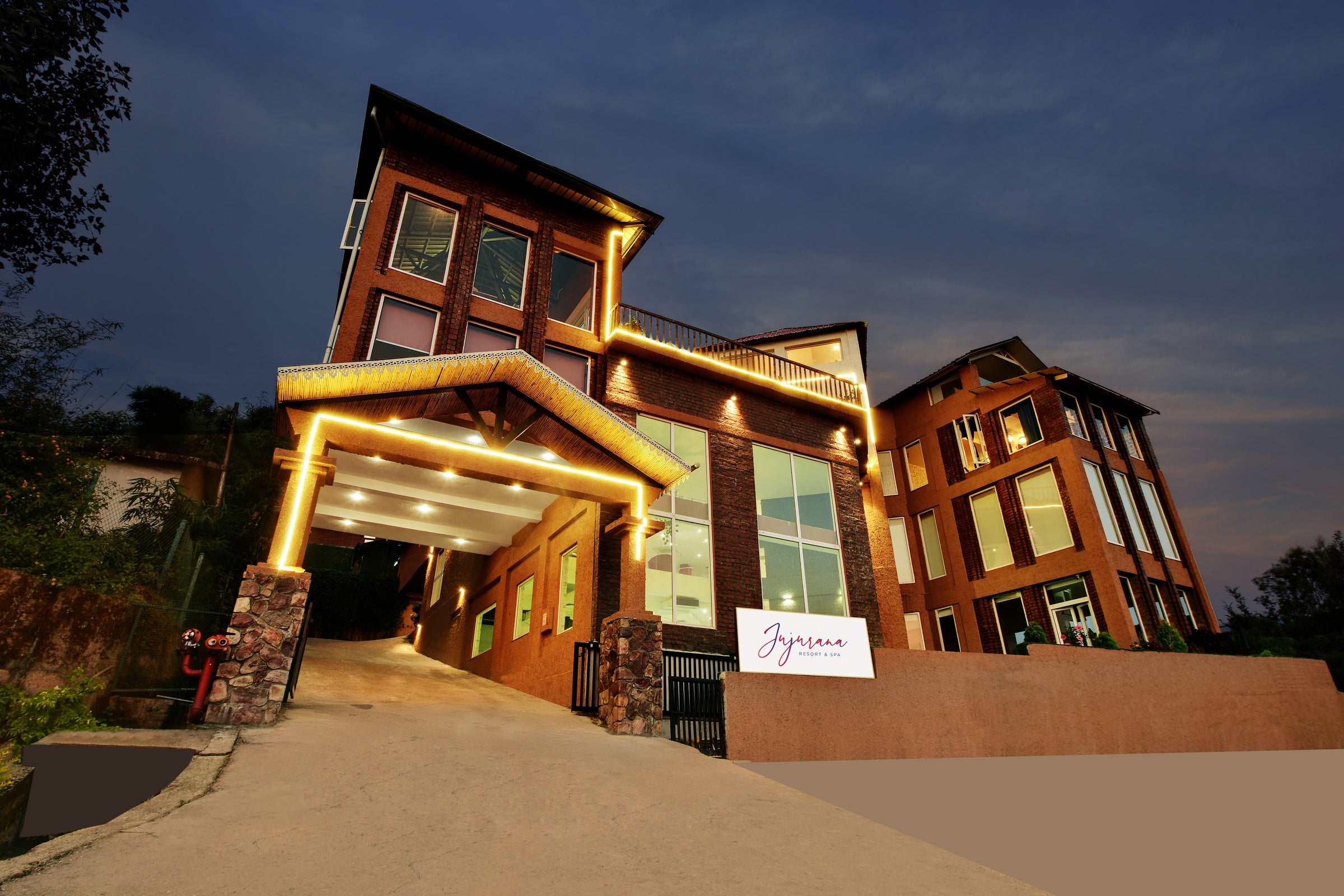 Jujurana Resort & Spa