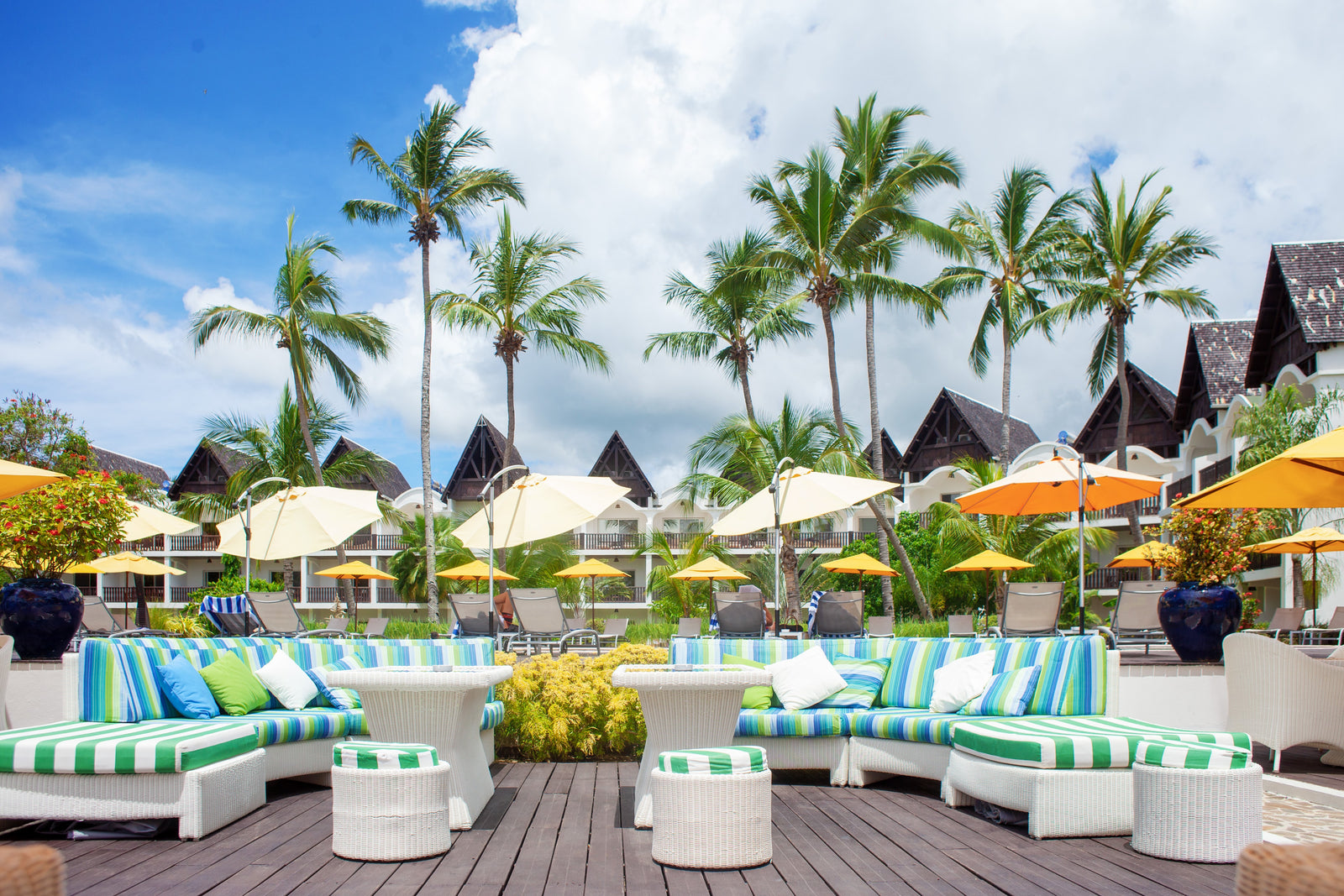 Royal Beach Hotel & Spa