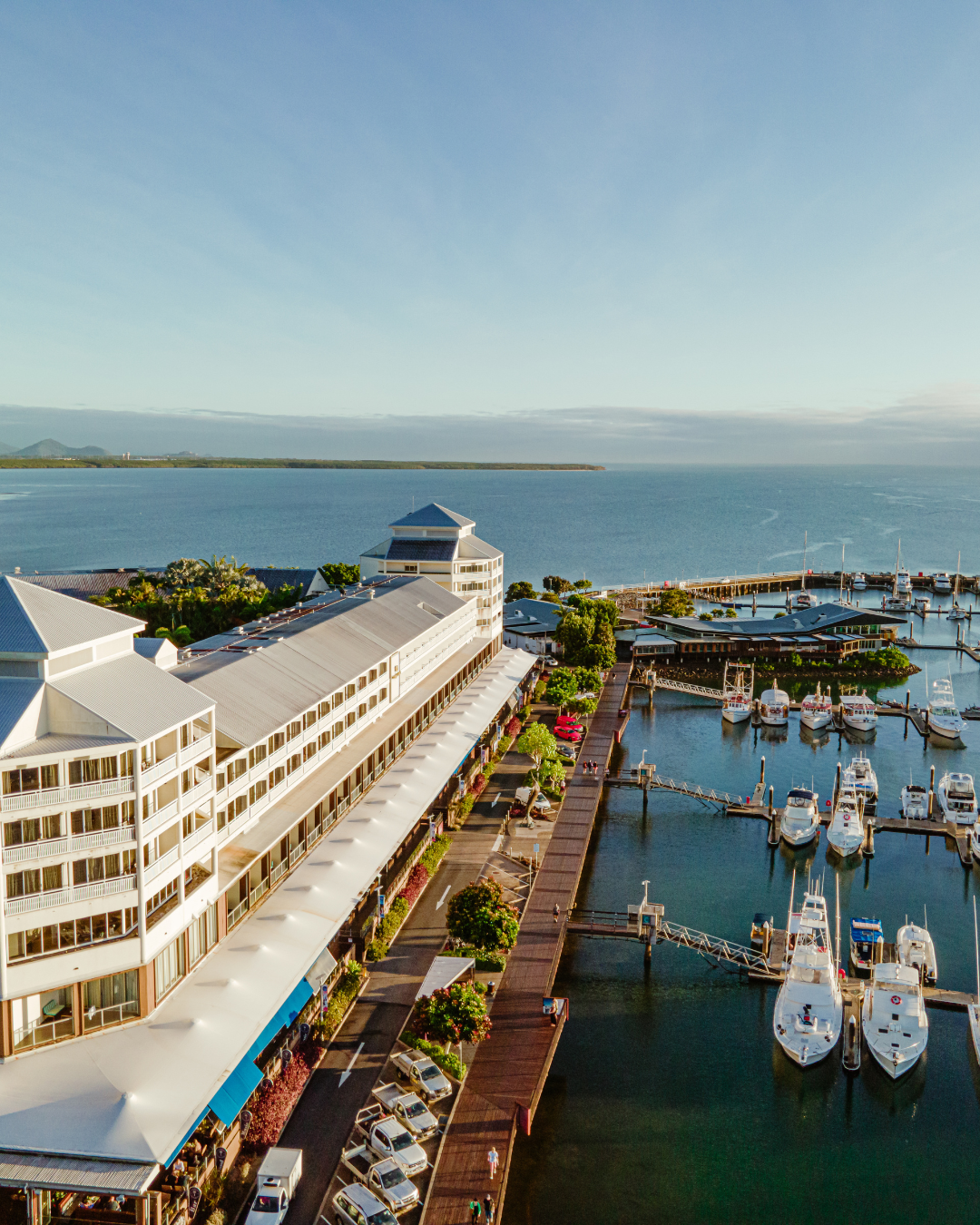 Shangri-La The Marina