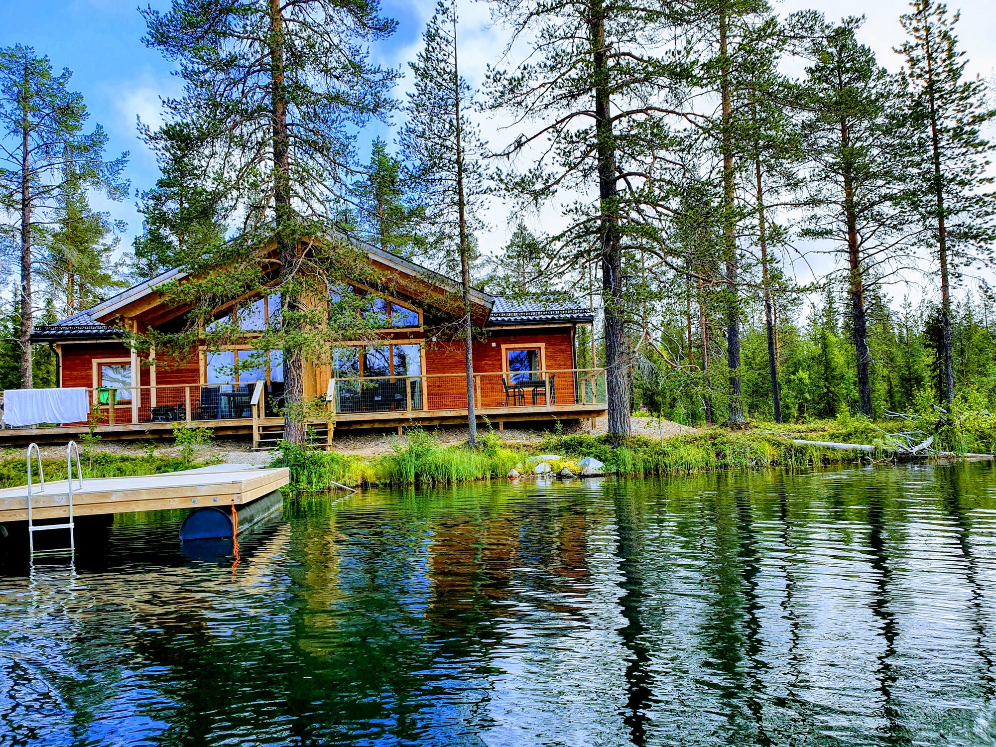 Pinetree Lodge