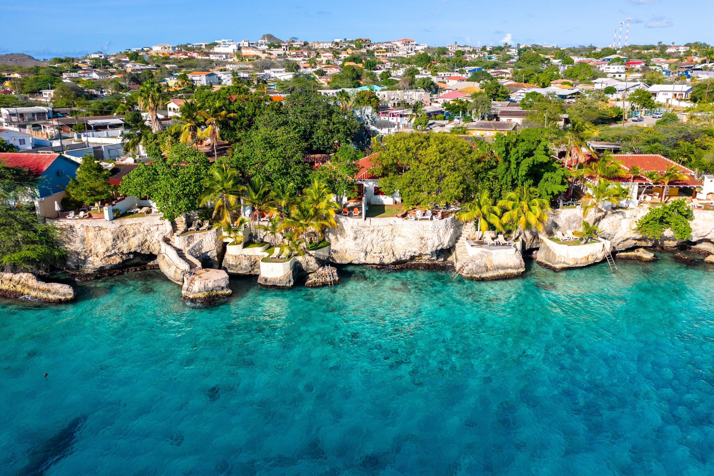 Sun Reef Village on Sea