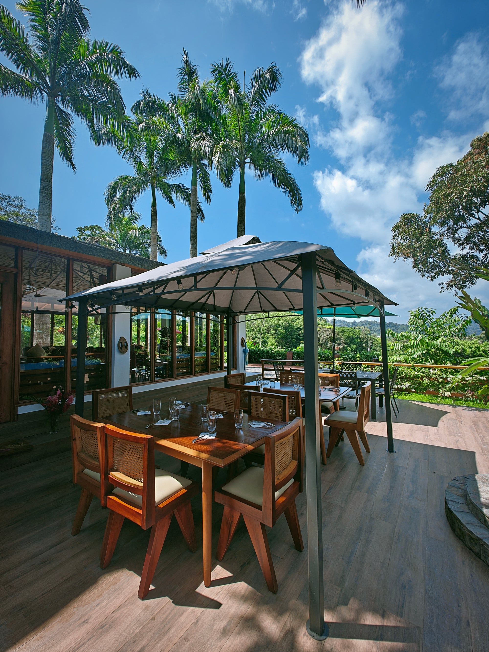 The River House Upscale Lodge