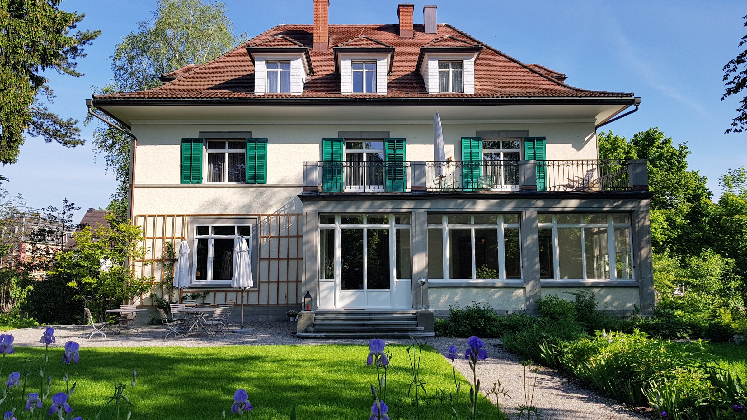 Signau House