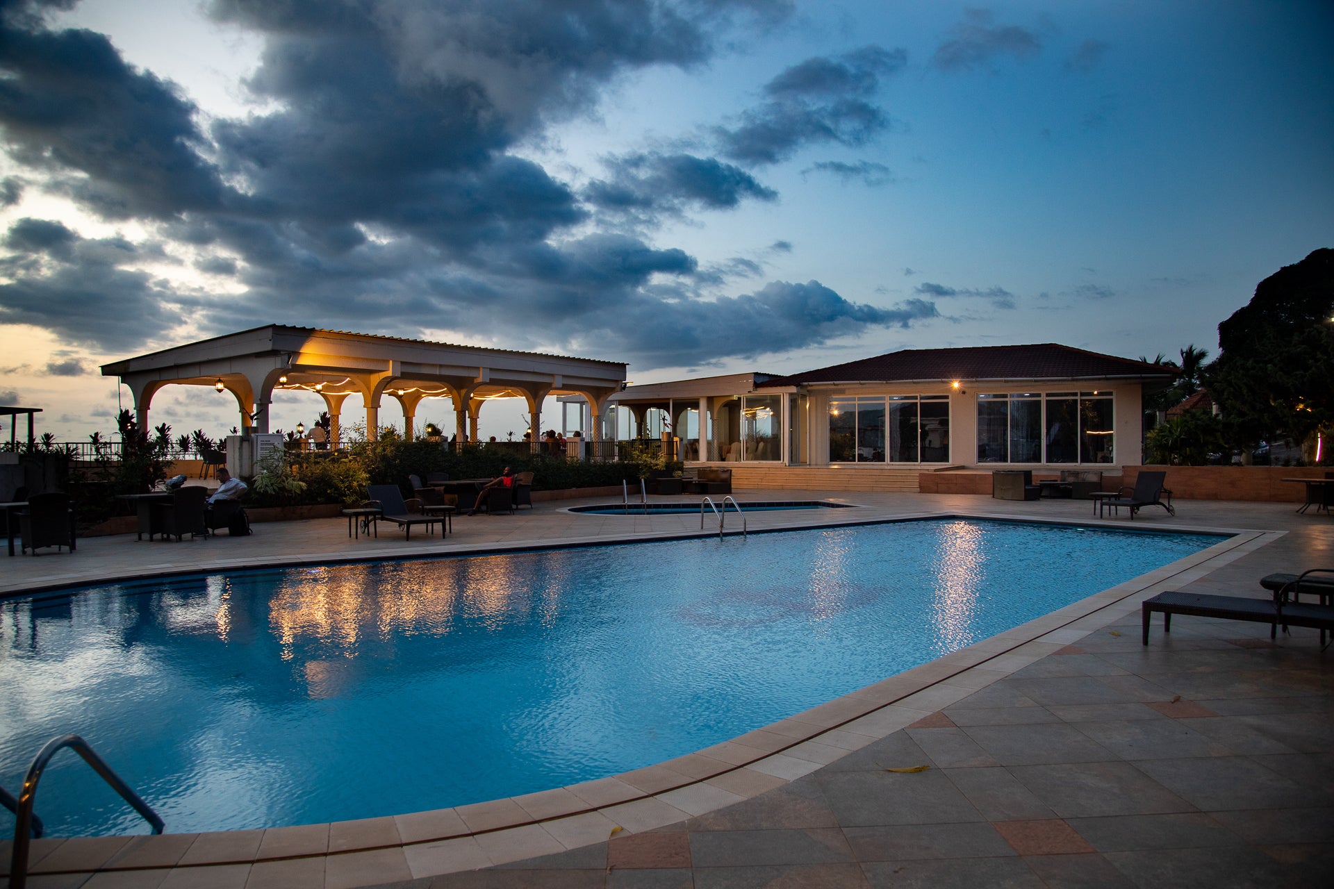 Country Lodge Hotel
