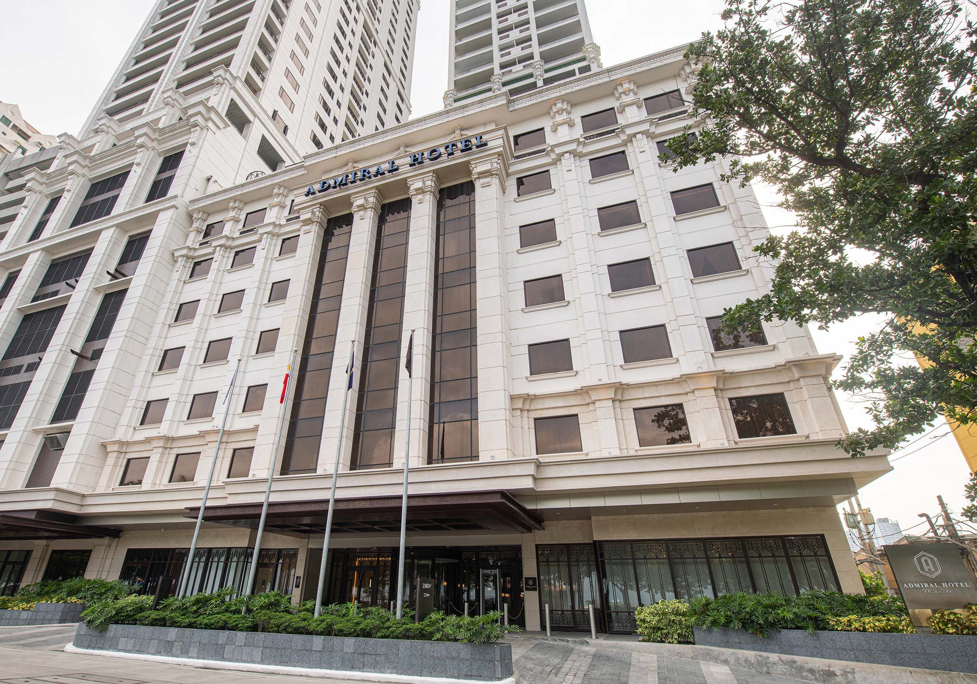 Admiral Hotel Manila MGallery
