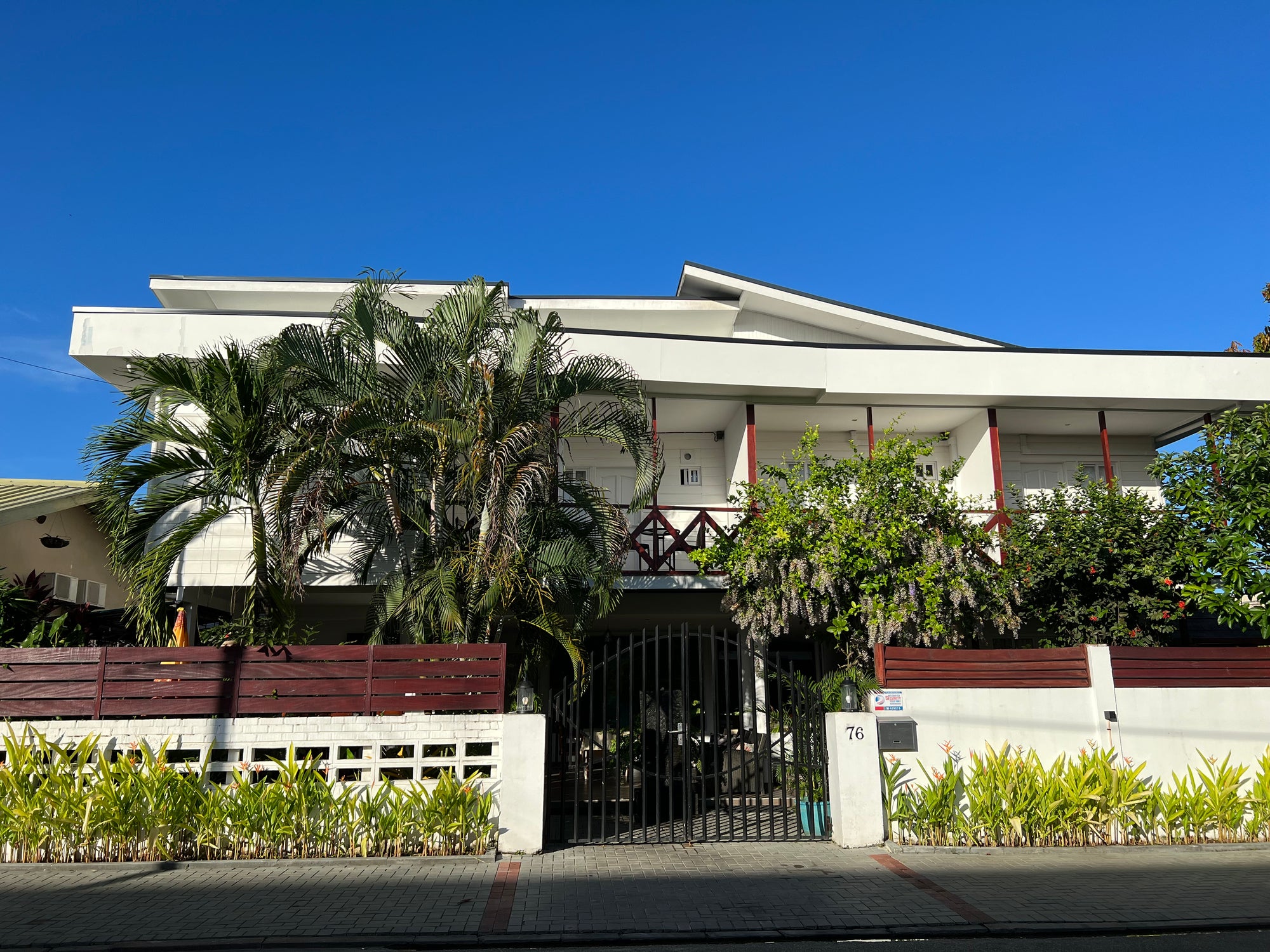 Villa Famiri