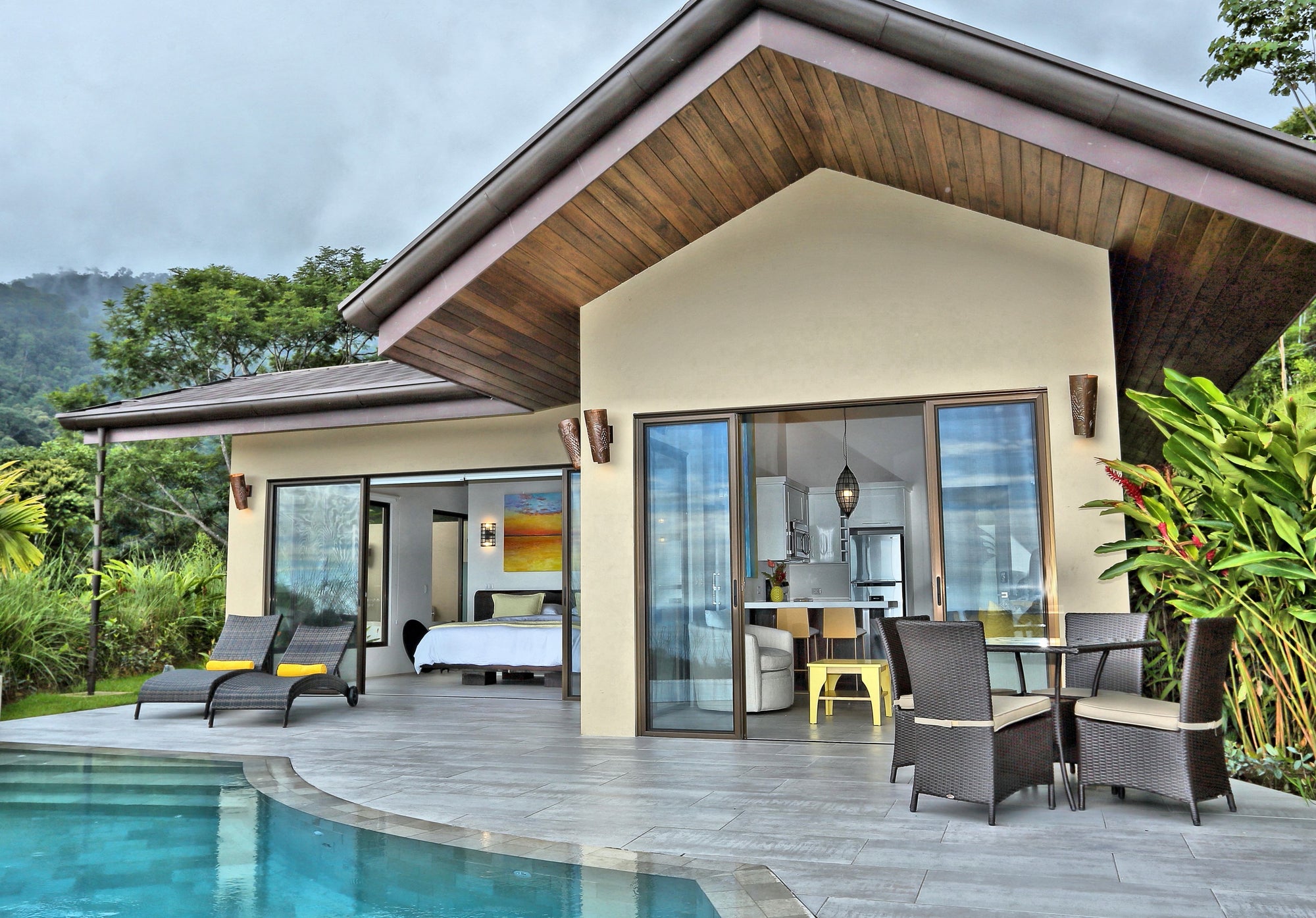 Golden Pineapple Villas