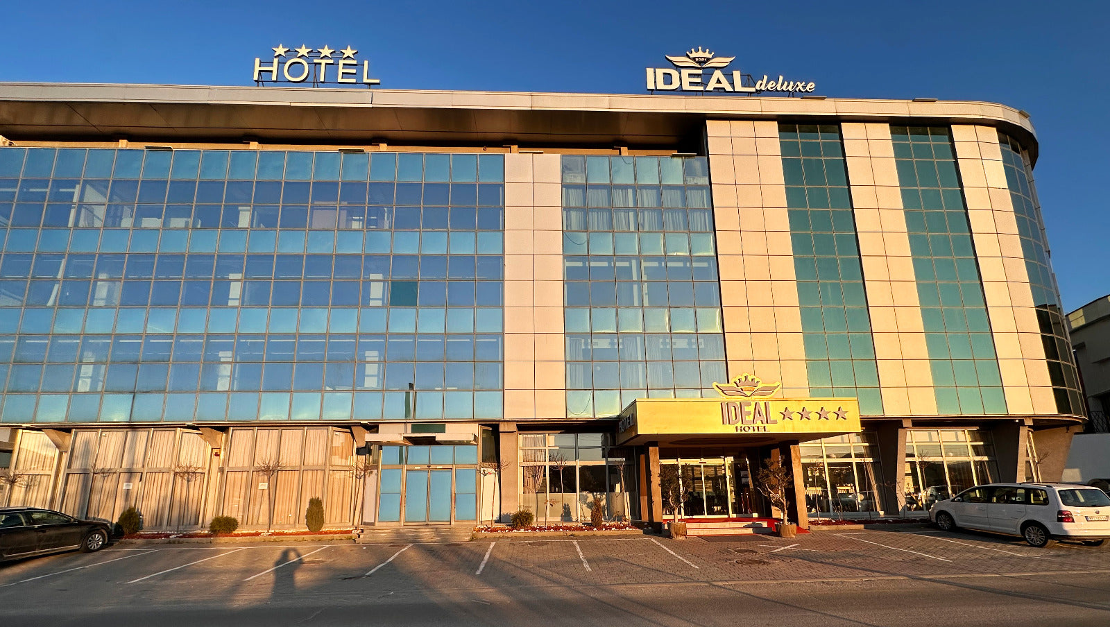 Hotel Ideal Deluxe