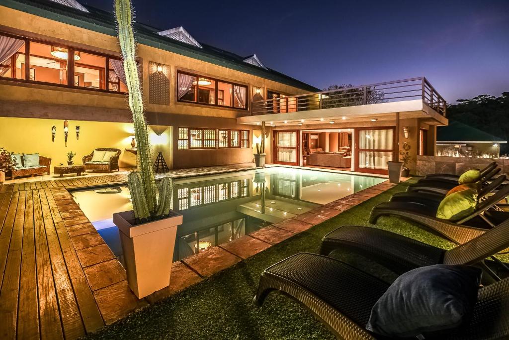 Bamboo Lodge