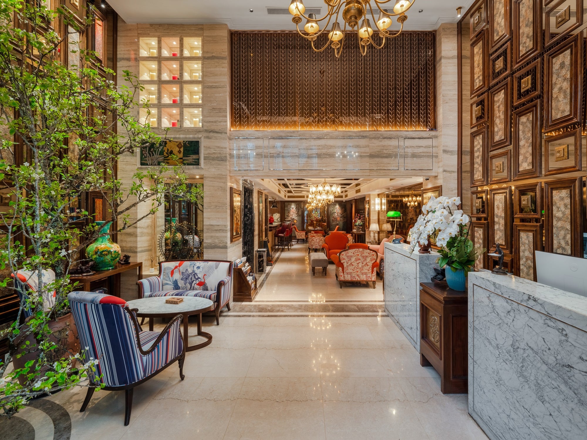 Peridot Gallery Classic Boutique Hotel