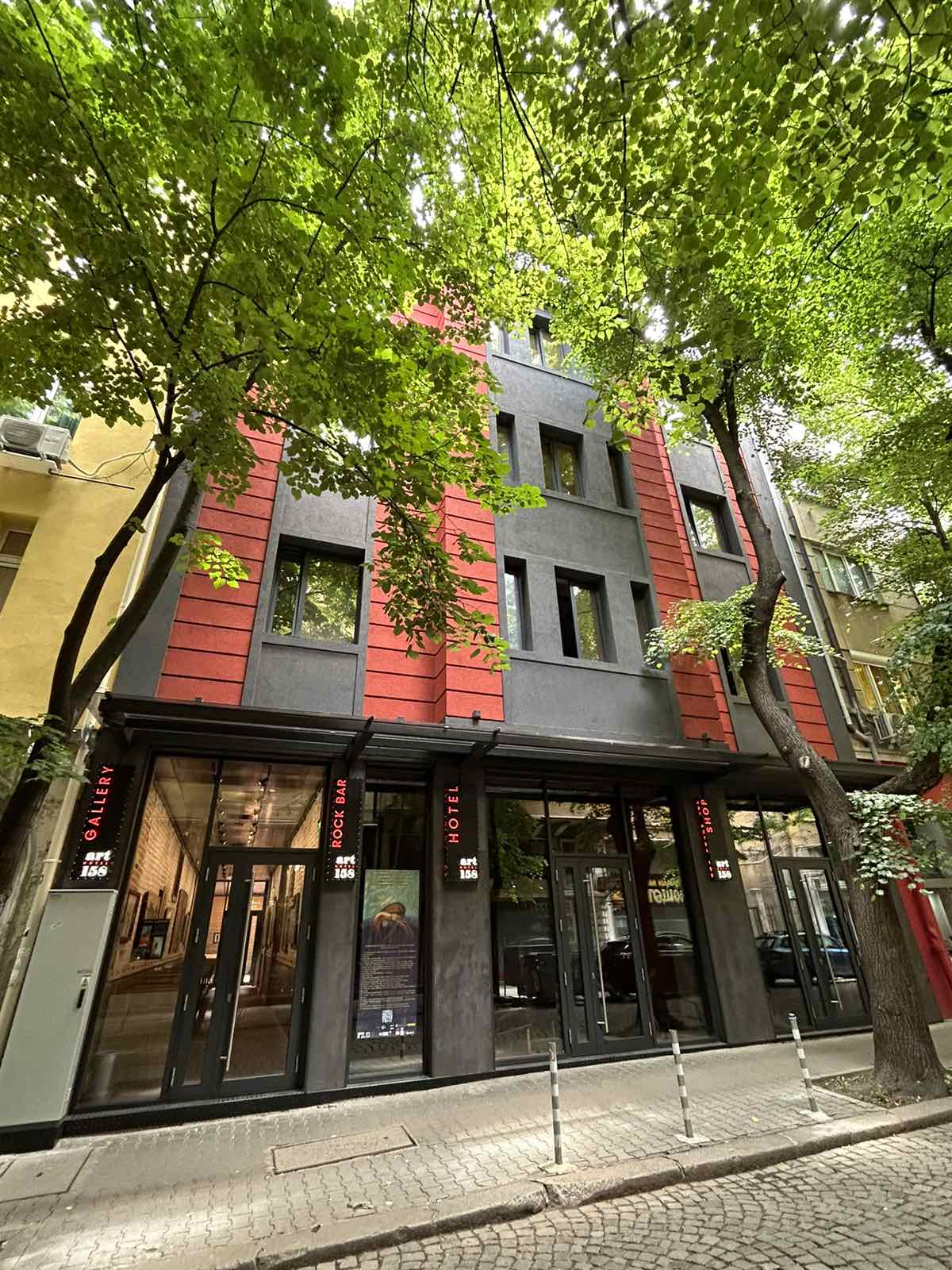 Art Hotel 158