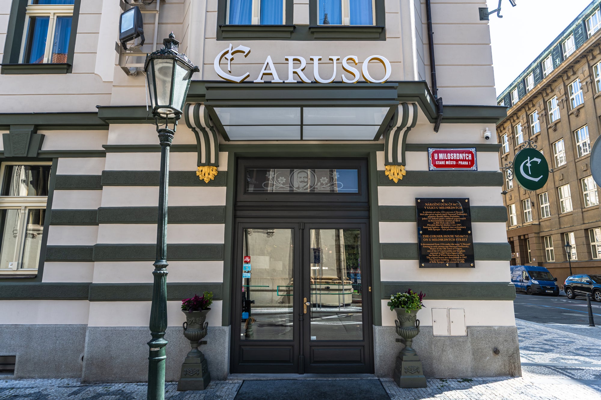 Myo Hotel Caruso