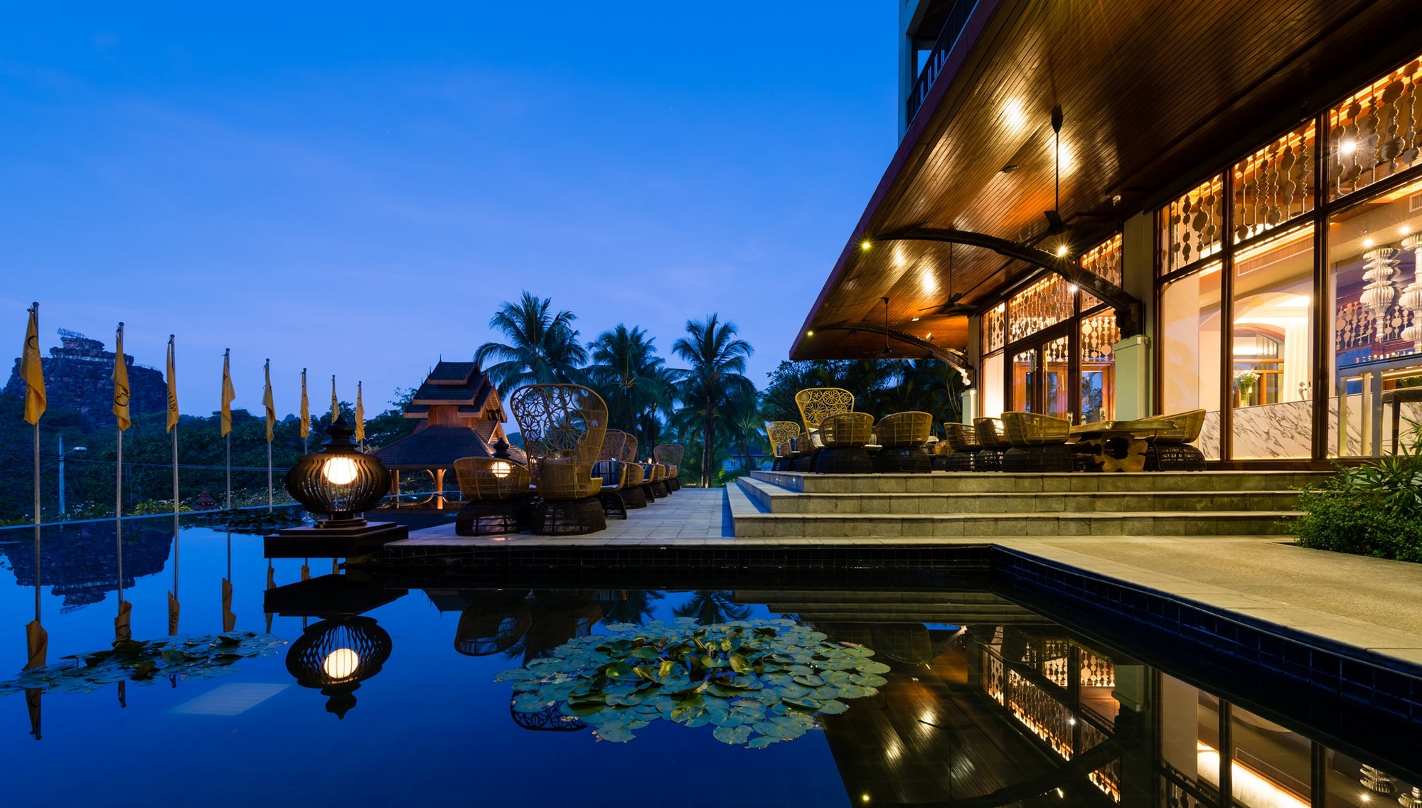 Chatrium Hotel Royal Lake Yangon